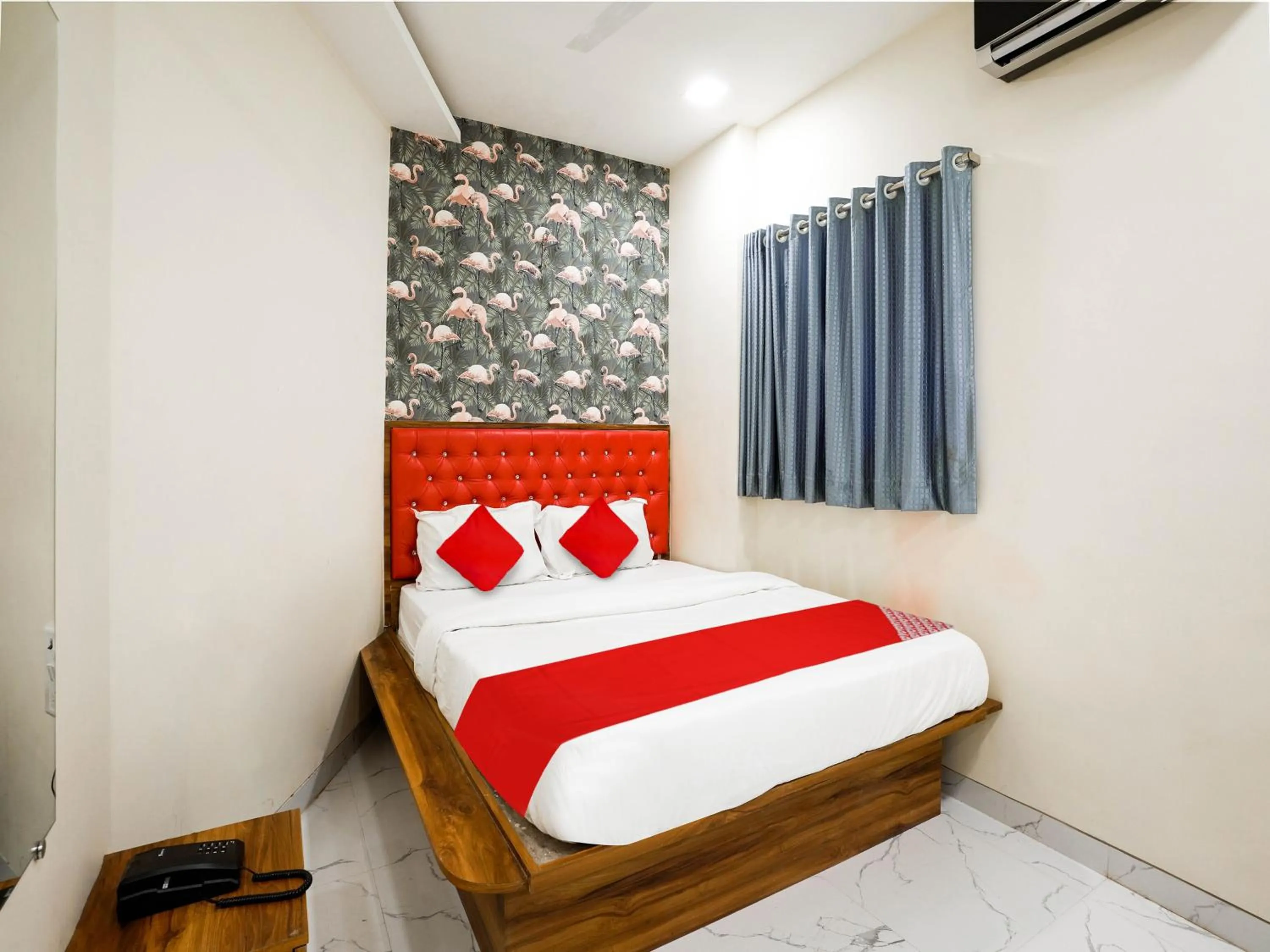 Bedroom in Hotel O King Residency Near Bharat Talkies