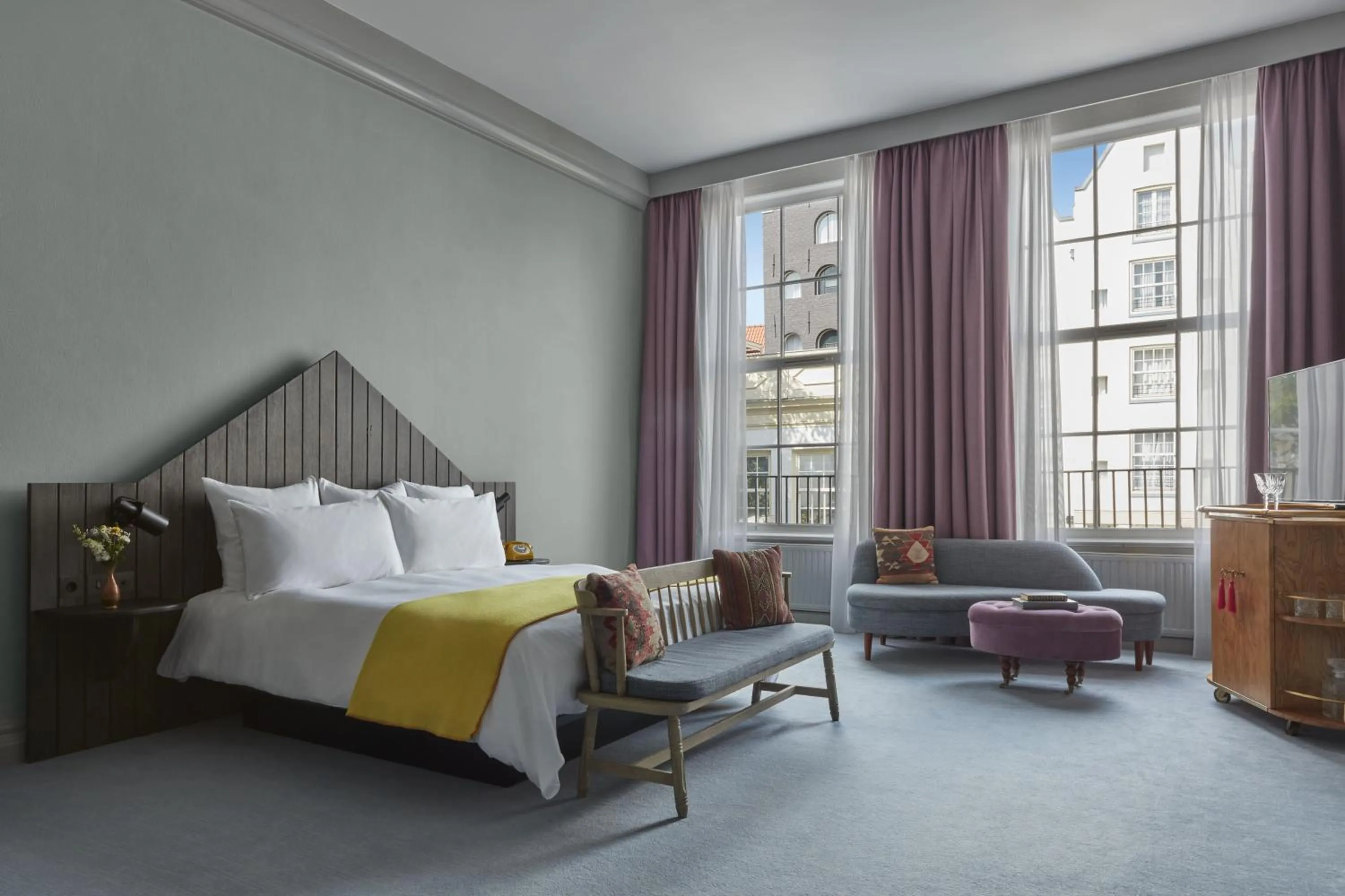 Bedroom, Bed in Pulitzer Amsterdam