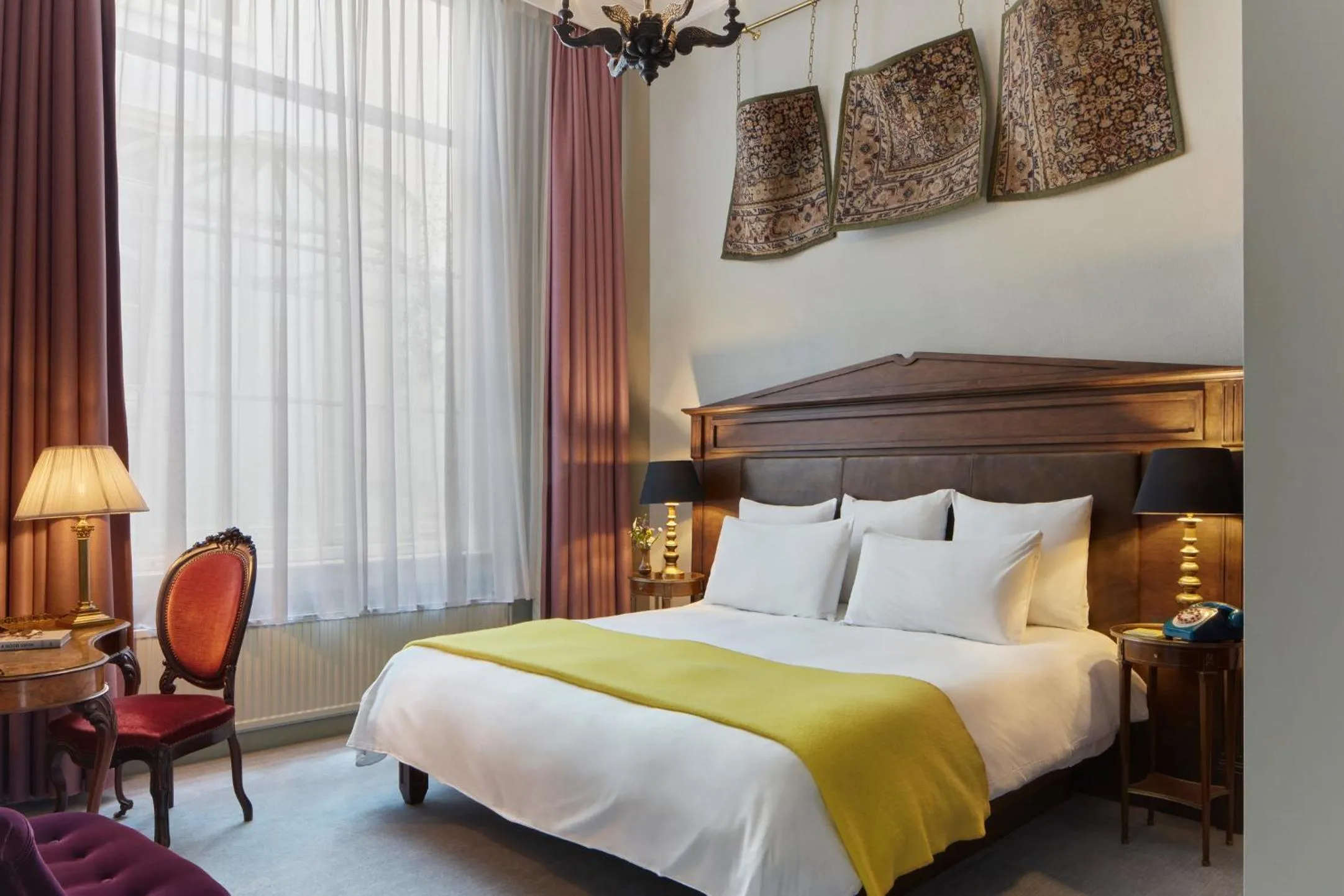 Bedroom, Bed in Pulitzer Amsterdam