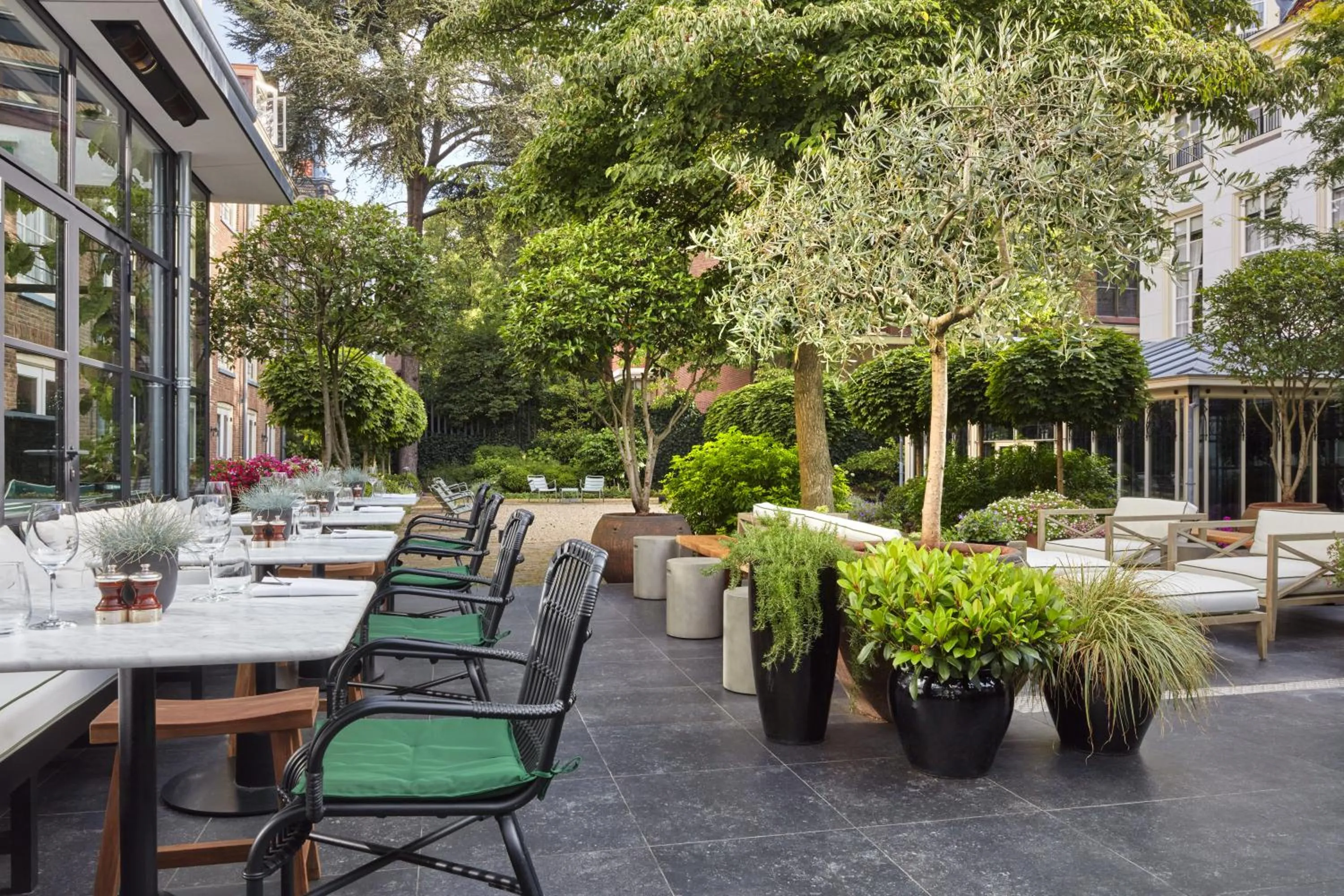 Garden in Pulitzer Amsterdam