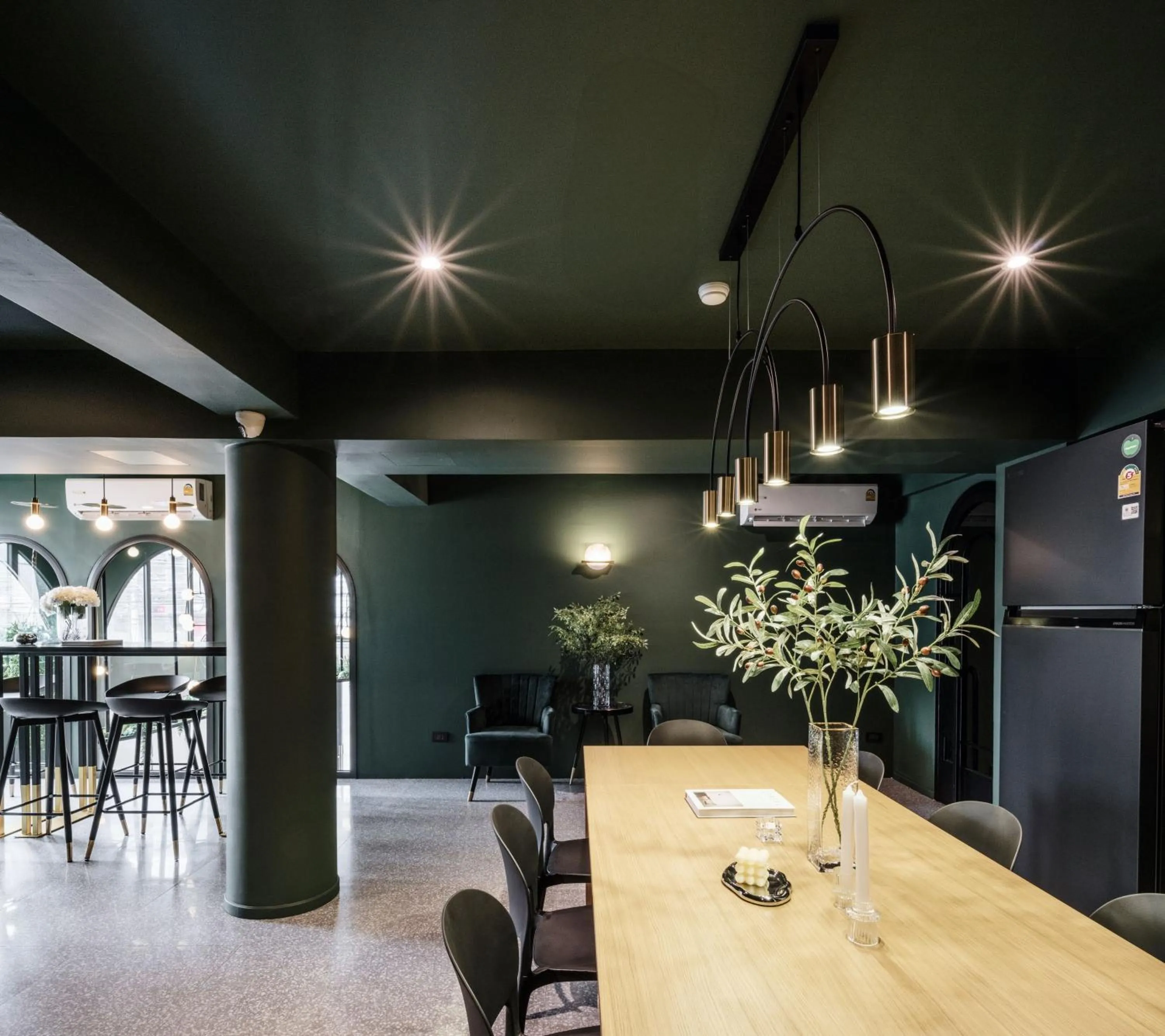 Dining area in Cher Hostel Bangkok