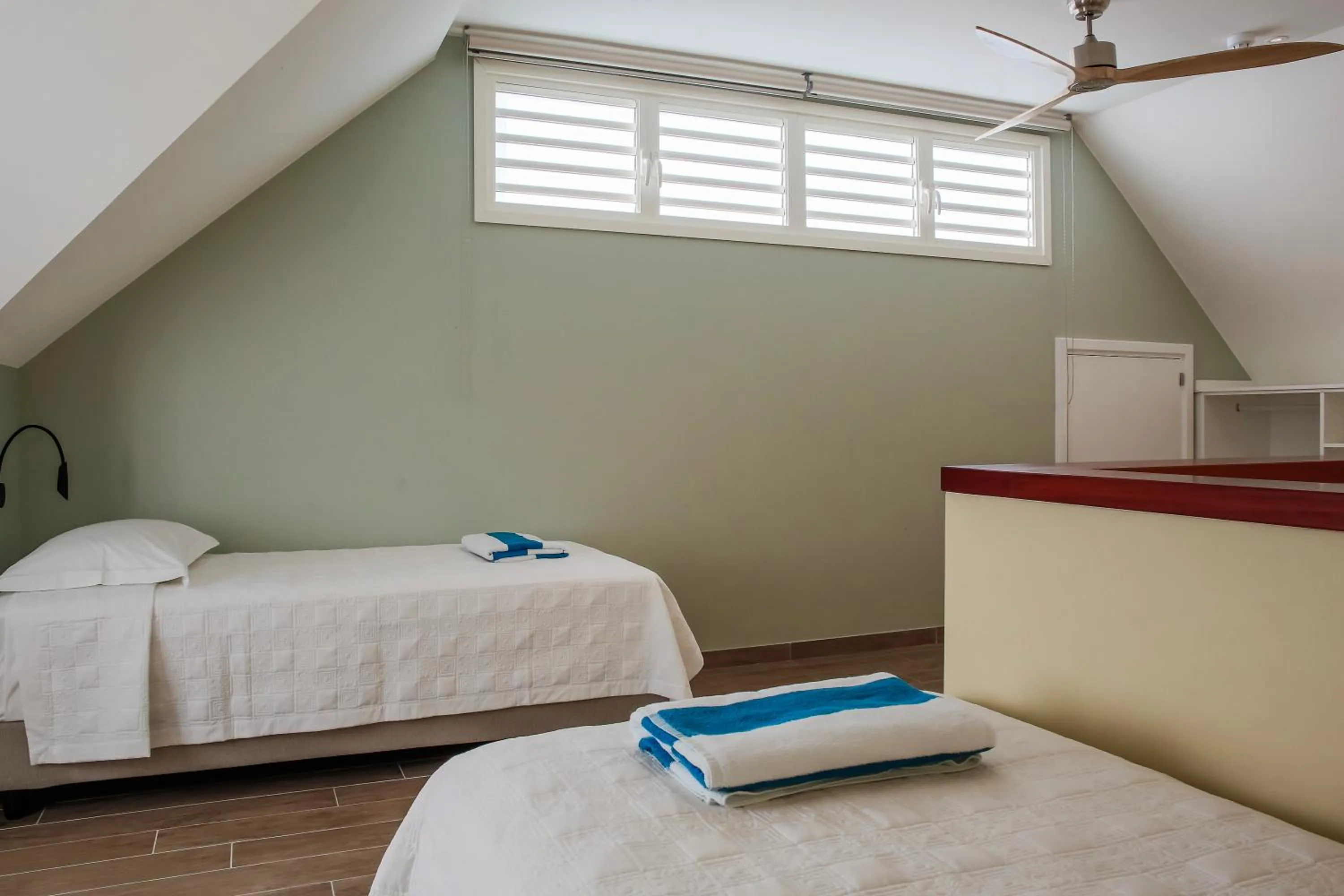 Bedroom, Bed in Niu Beach Hôtel Moorea