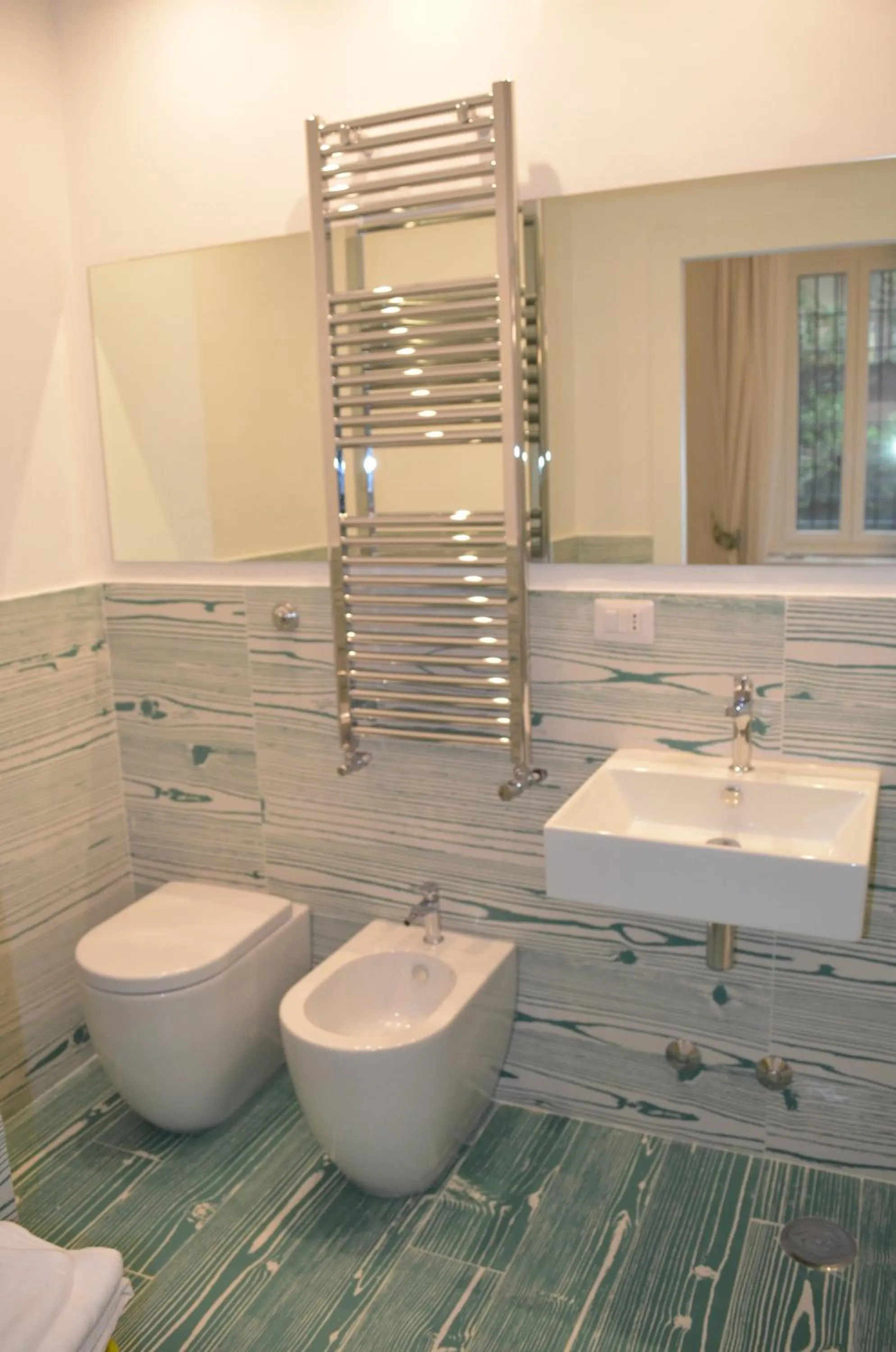 Bathroom in Divine Bed & Breakfast