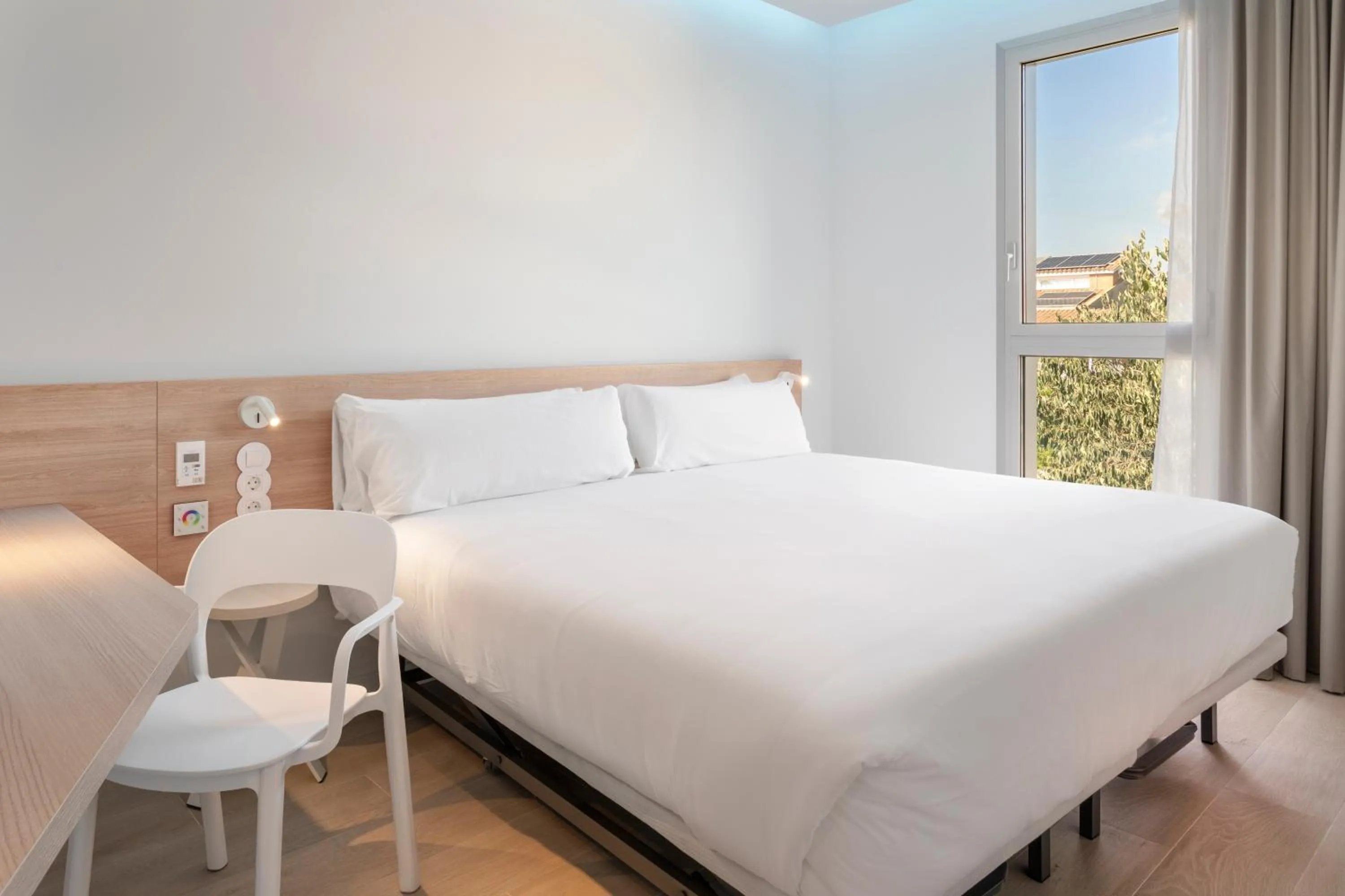 Bedroom, Bed in B&B HOTEL Lleida