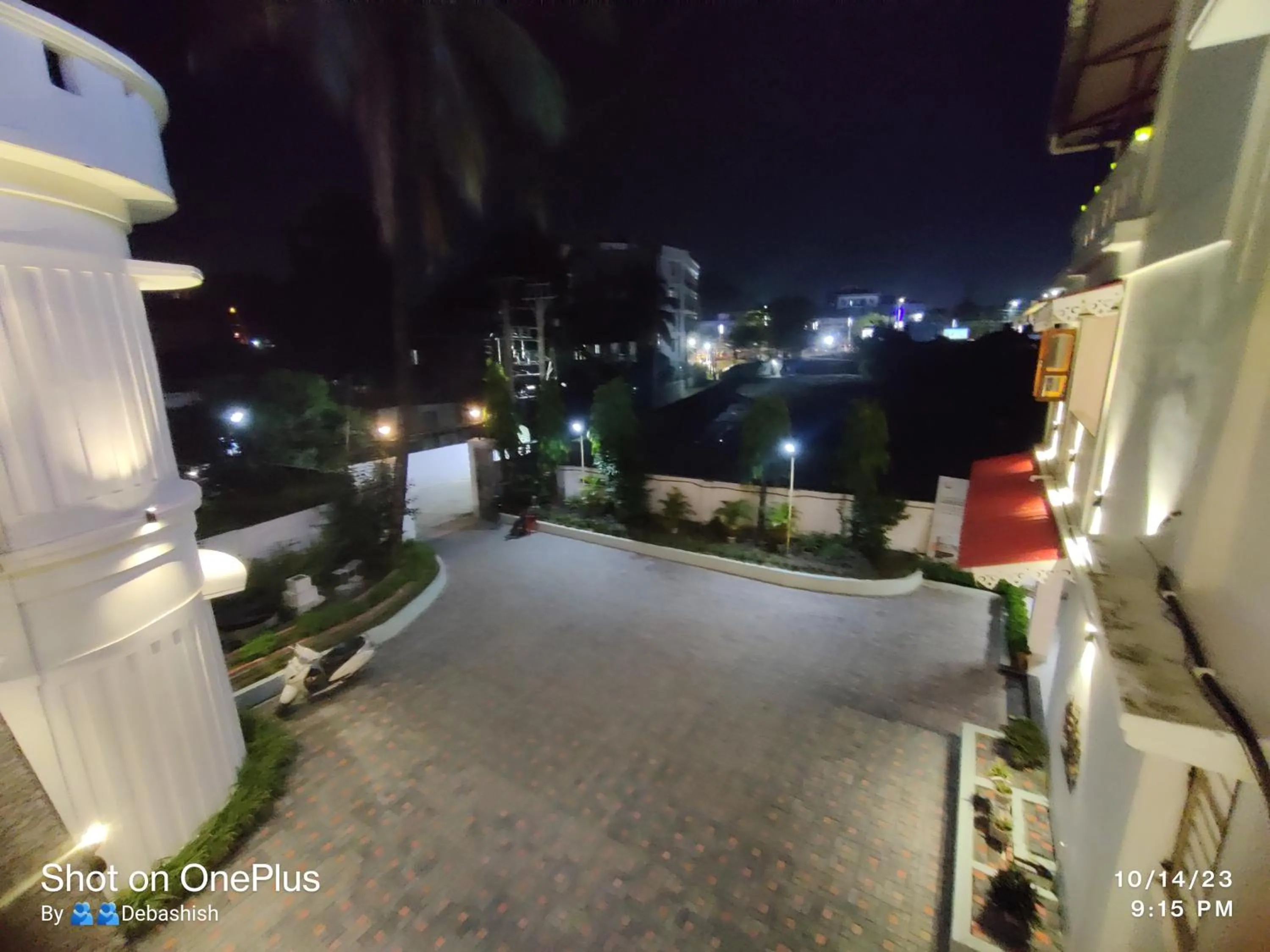 Property building in Hotel Insta 18