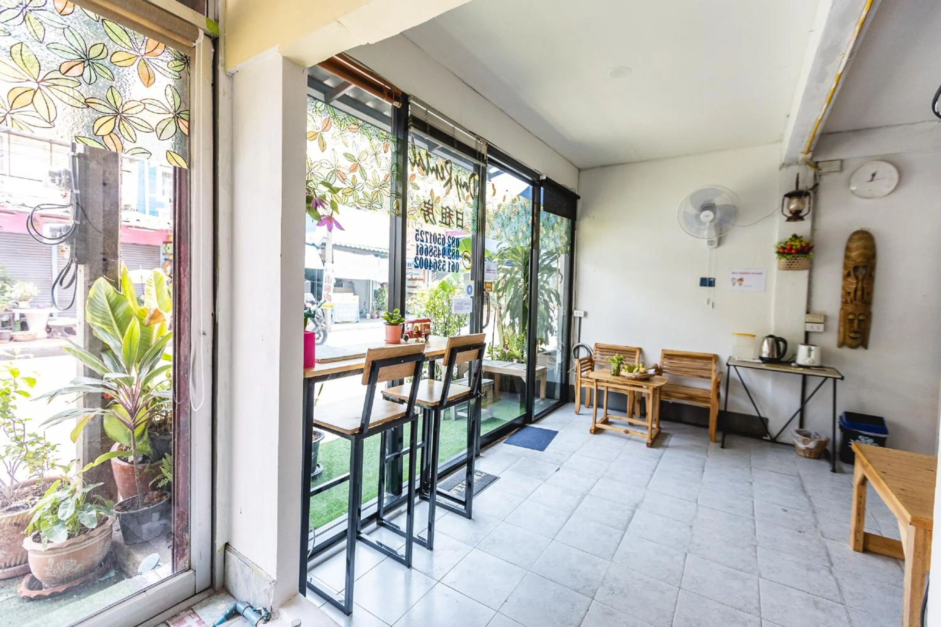 Deluxe Double Room in OYO 75440 Nara Hostel