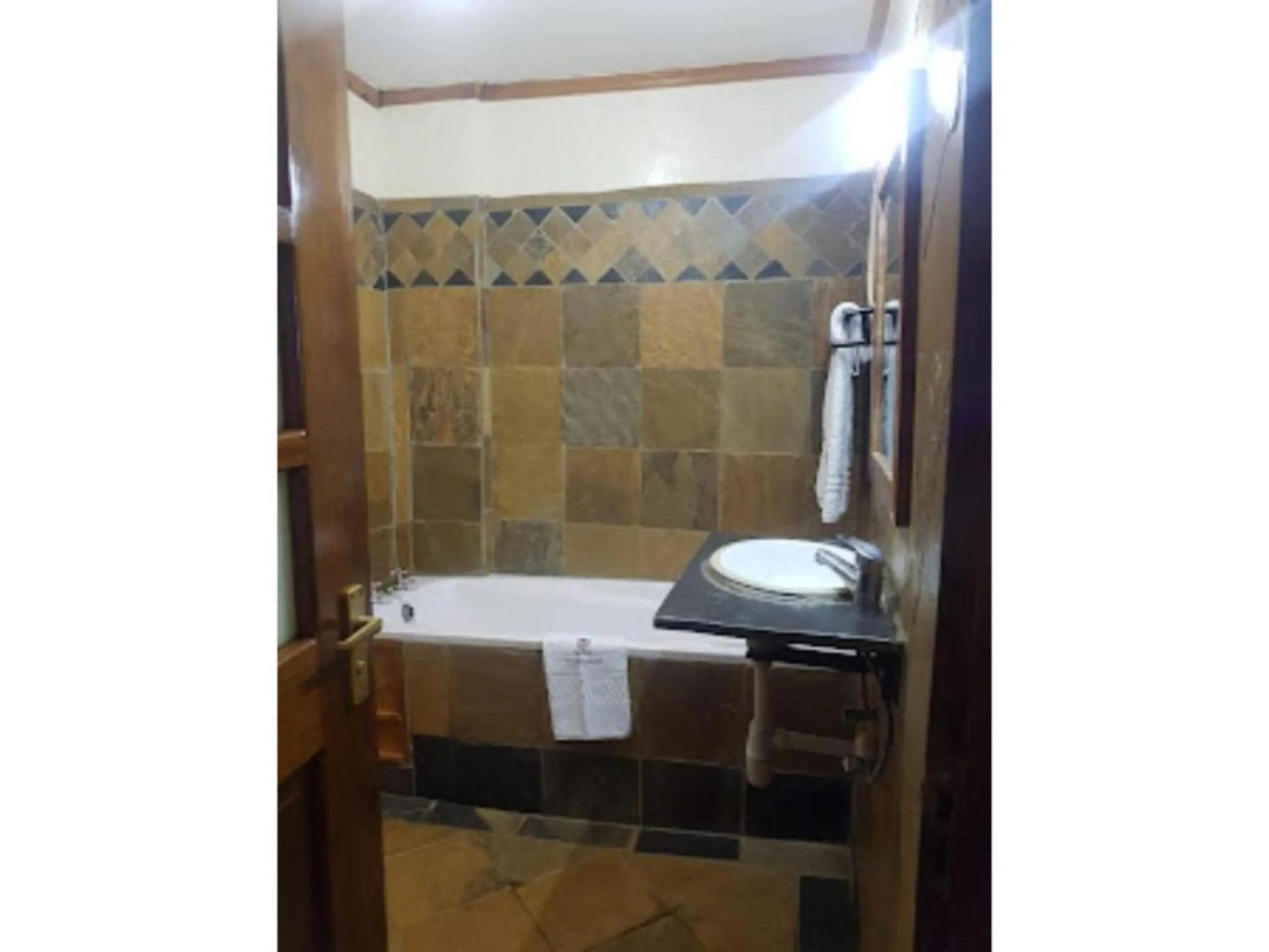 Bathroom in Tobriana