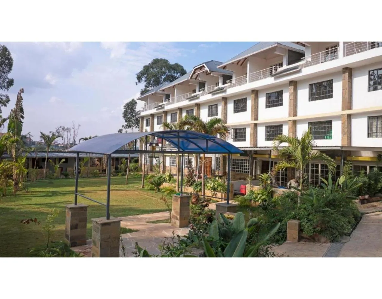 Property building in Tobriana