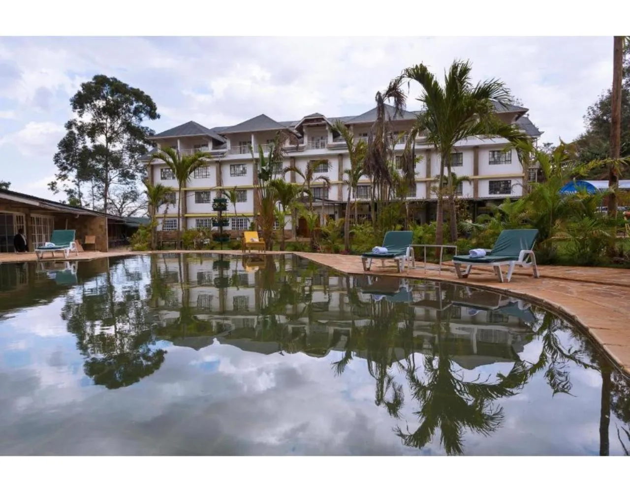 Property building in Tobriana