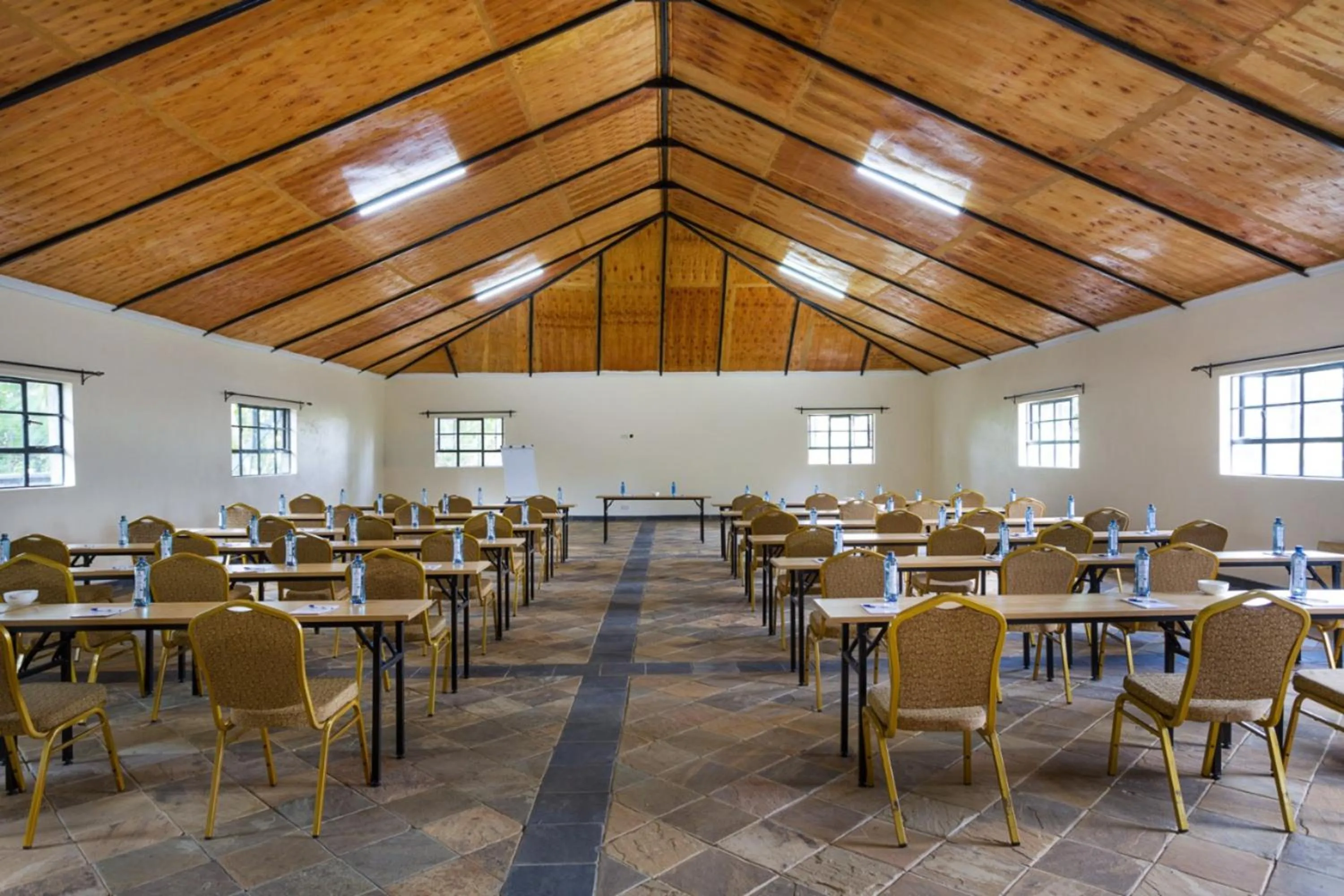 Restaurant/places to eat in Tobriana