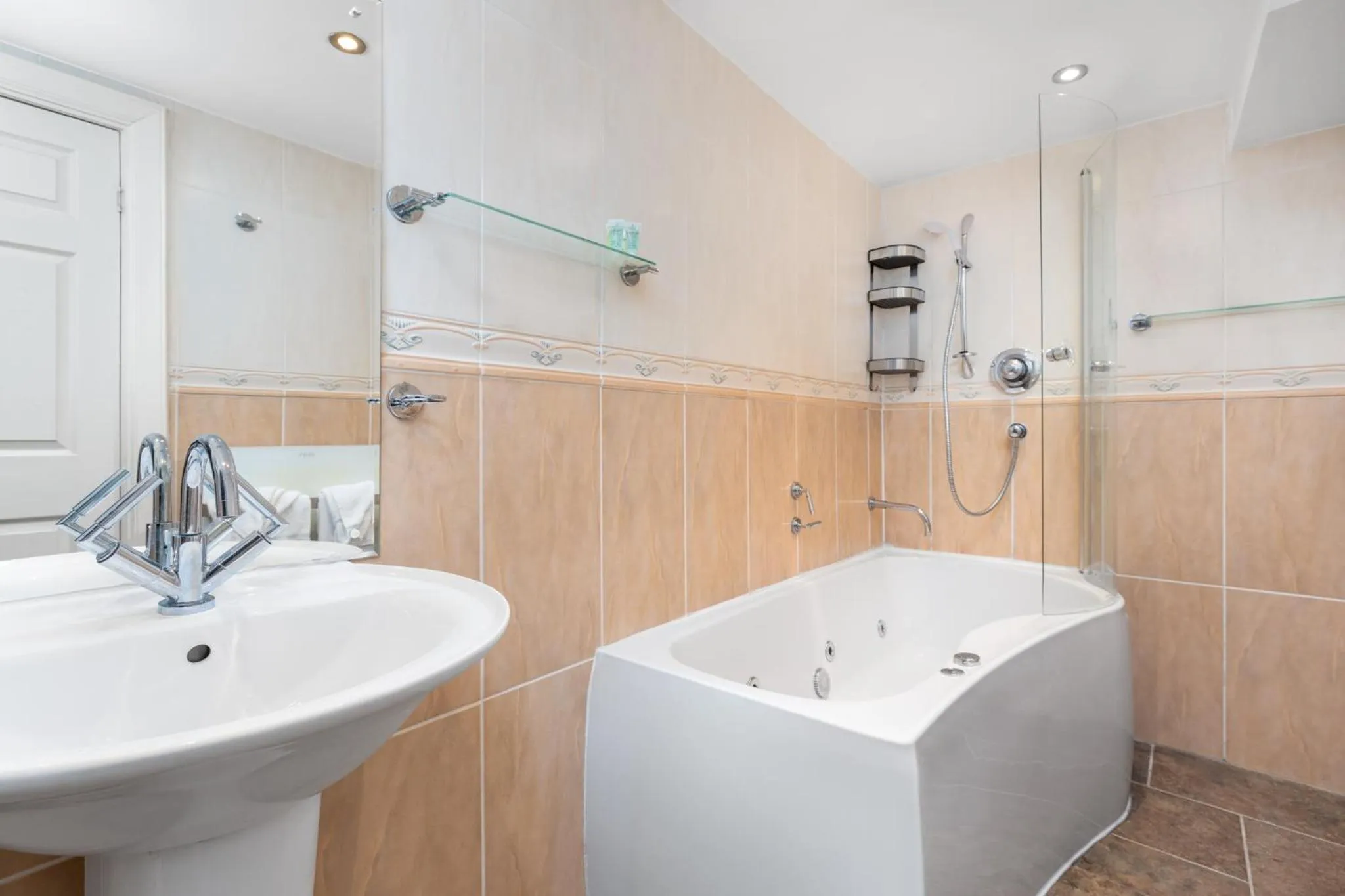 Dornoch Castle Hotel