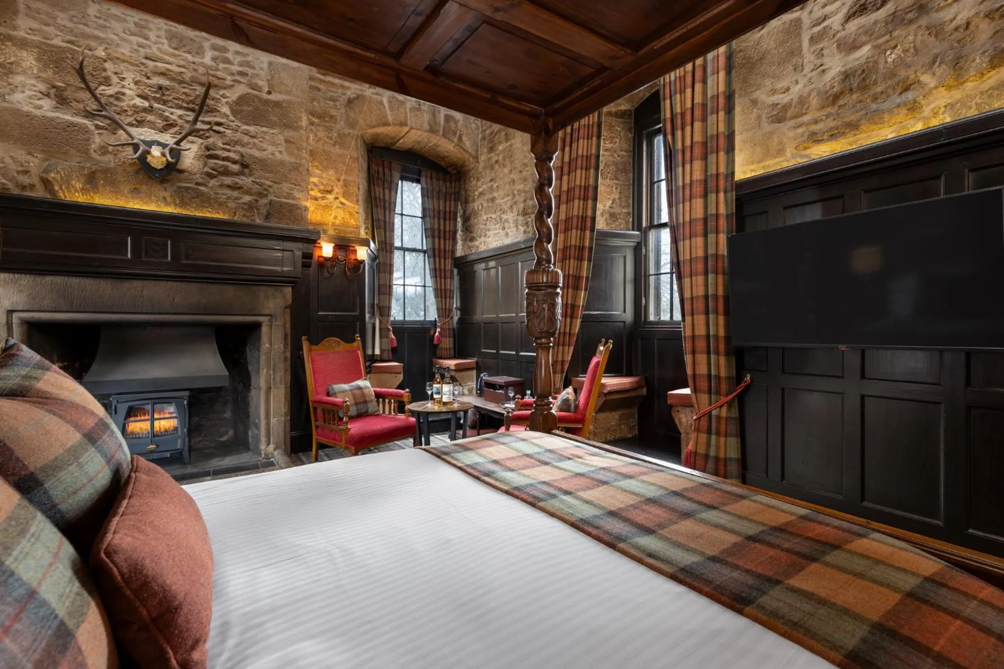 Bed in Dornoch Castle Hotel