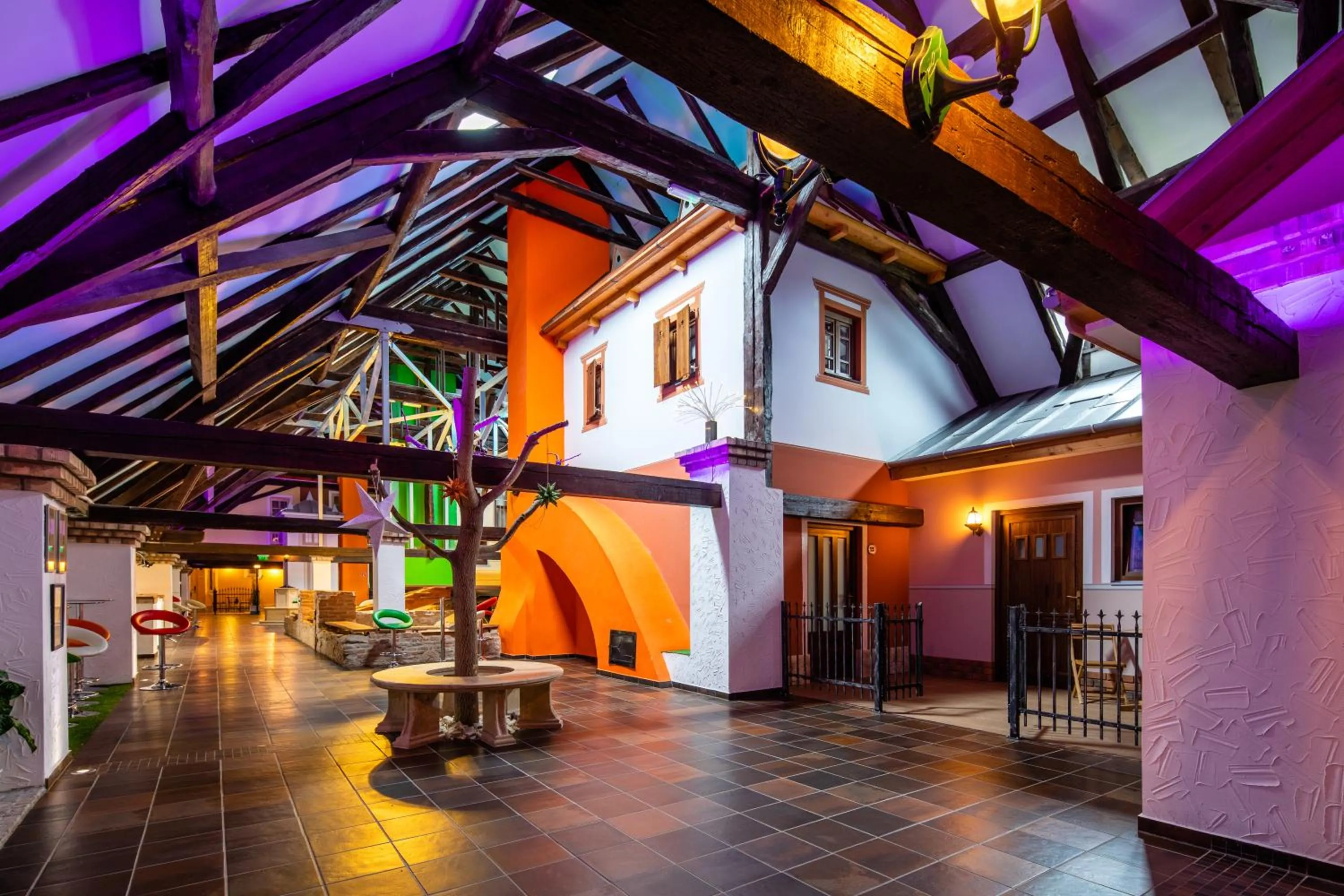 Property building in Hotel Vécsecity