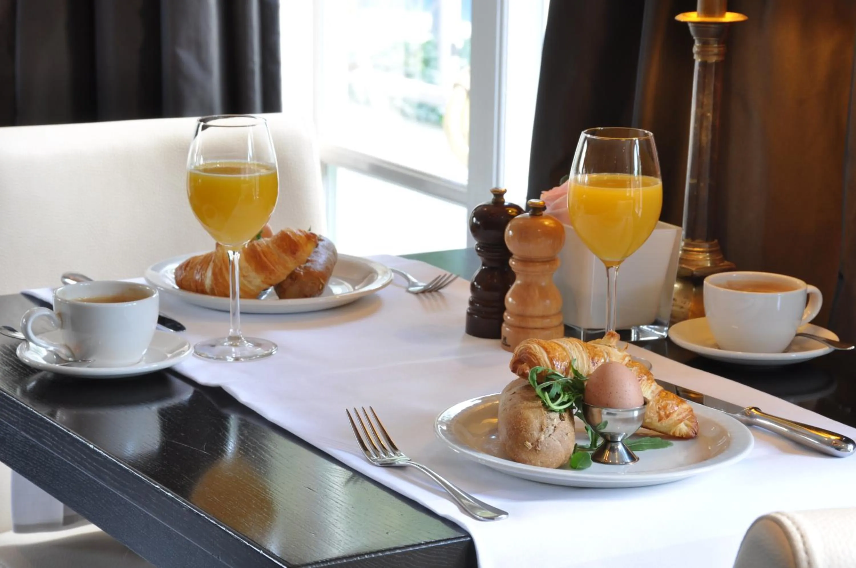 Restaurant/places to eat in Fletcher Hotel Jan van Scorel