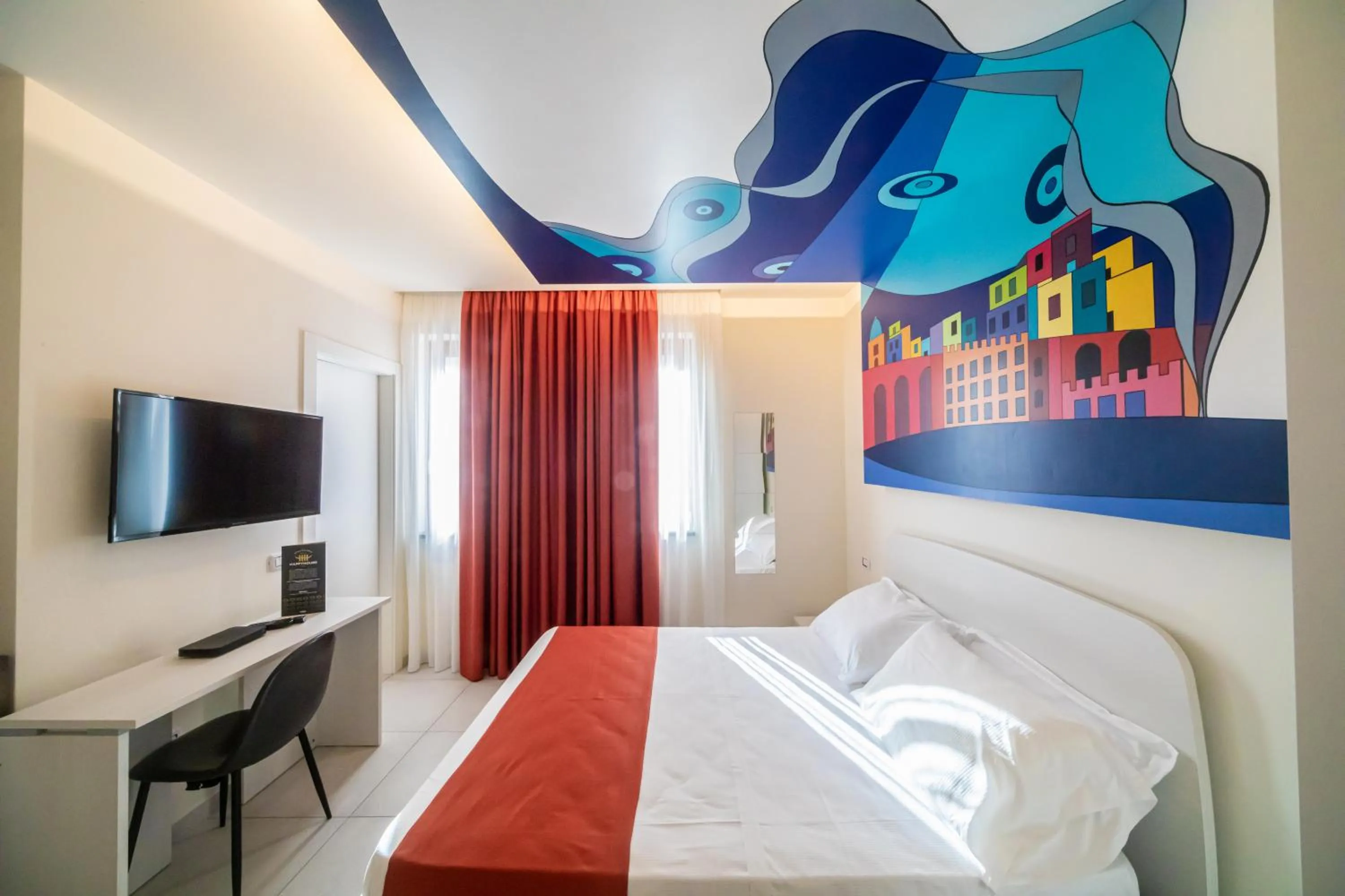 Communal lounge/ TV room, Bed in HAPPYROOMS