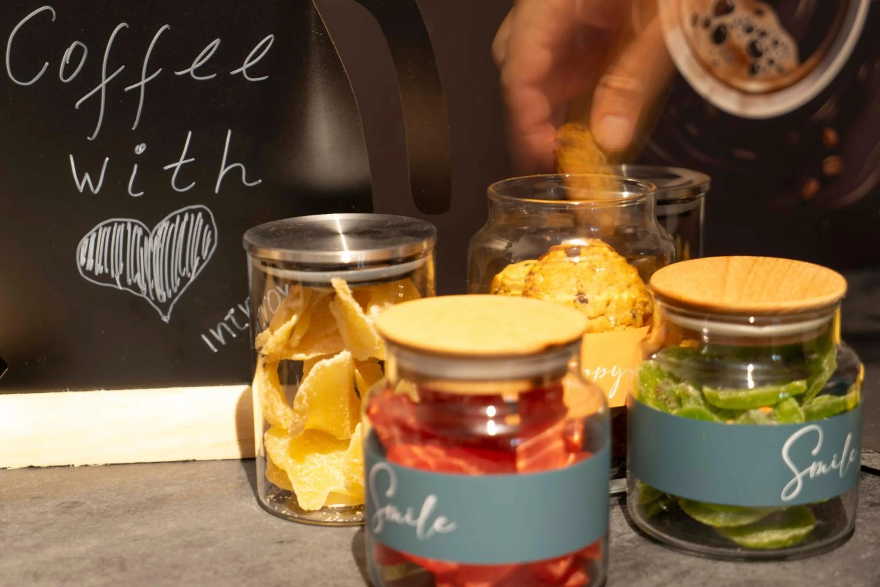 Coffee/tea facilities in Maria Luisa by INTROVERT HOTELS