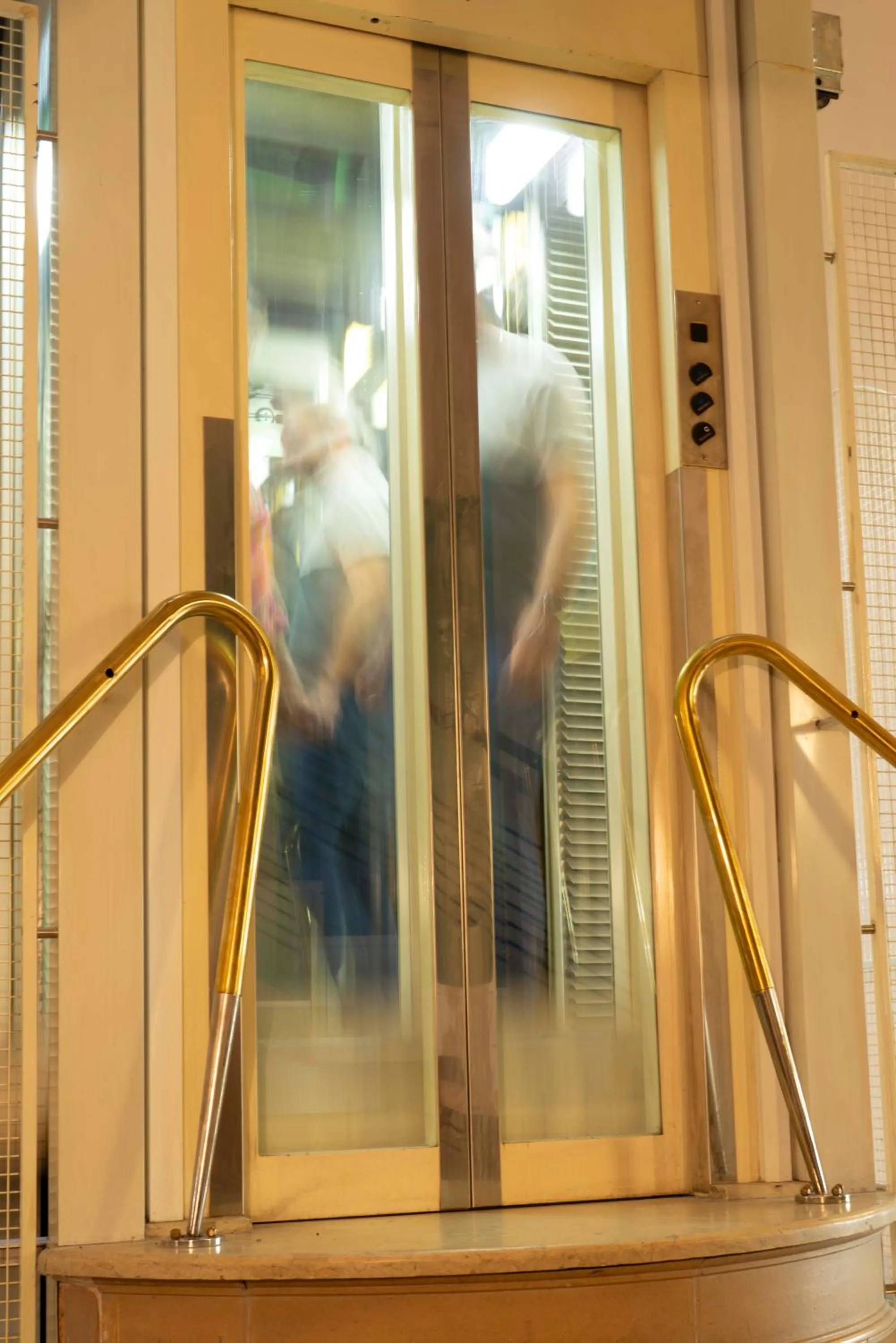 elevator in Maria Luisa by INTROVERT HOTELS