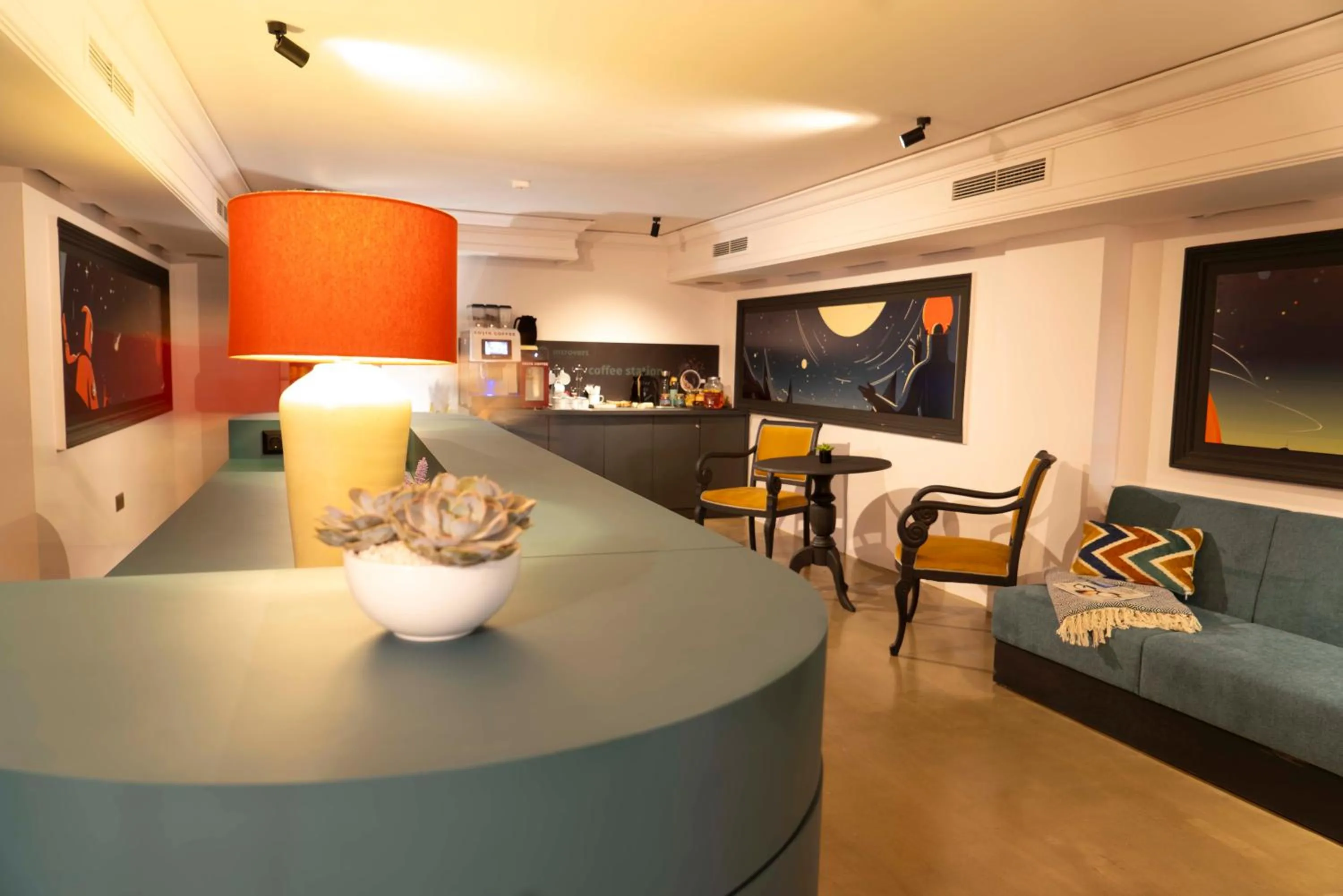 Lobby or reception in Maria Luisa by INTROVERT HOTELS