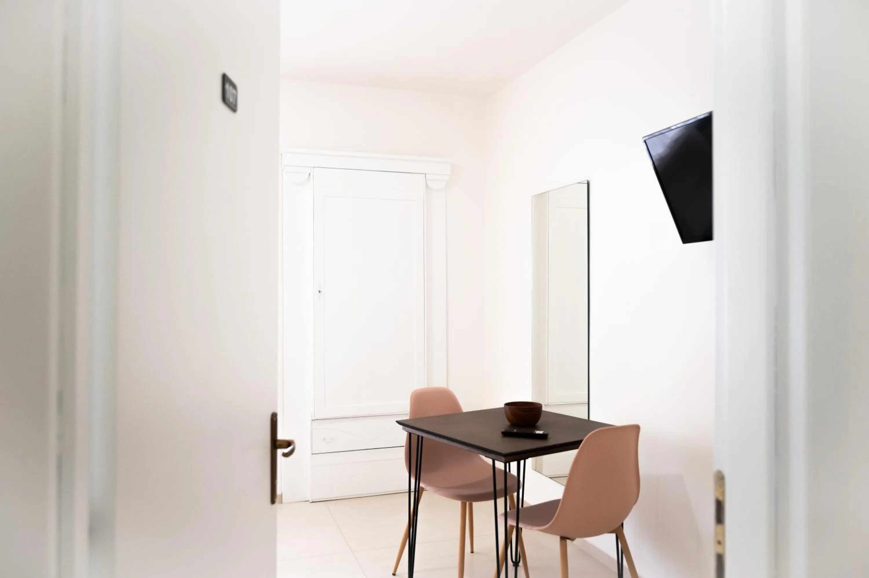 Dining Area in Al Rayyan - Affittacamere