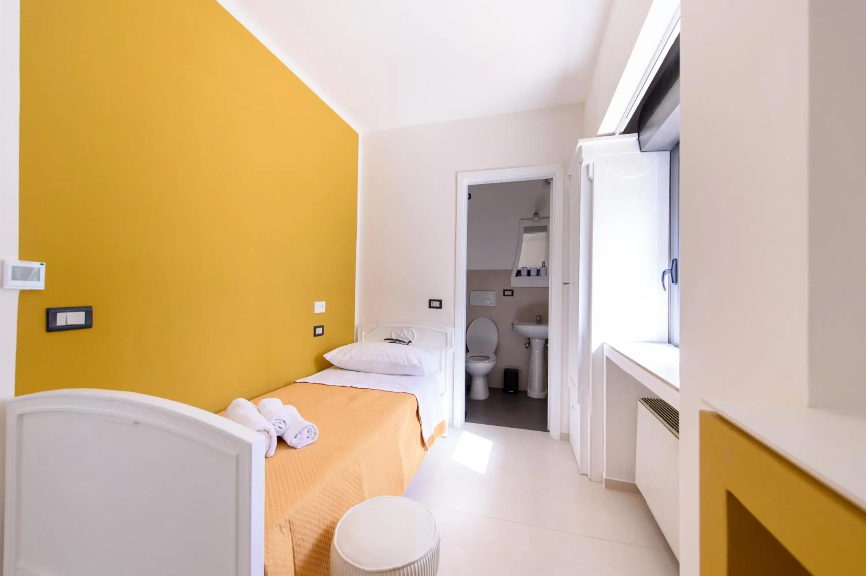 Single Room with Private Bathroom - single occupancy in Al Rayyan - Affittacamere Single Room with Private Bathroom - single occupancy in Al Rayyan - Affittacamere