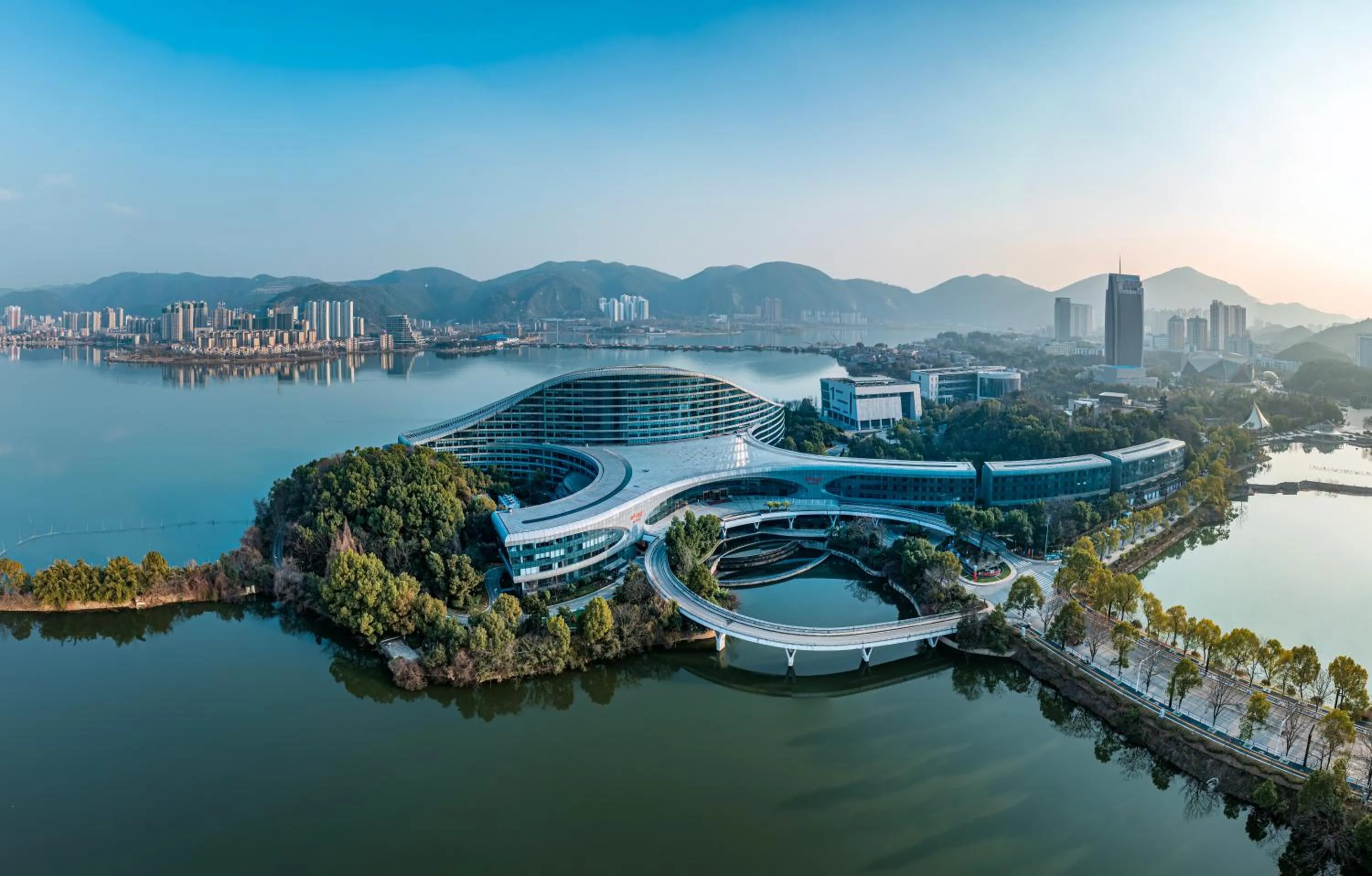 Tonino Lamborghini Hotel Huangshi Cihu Lake