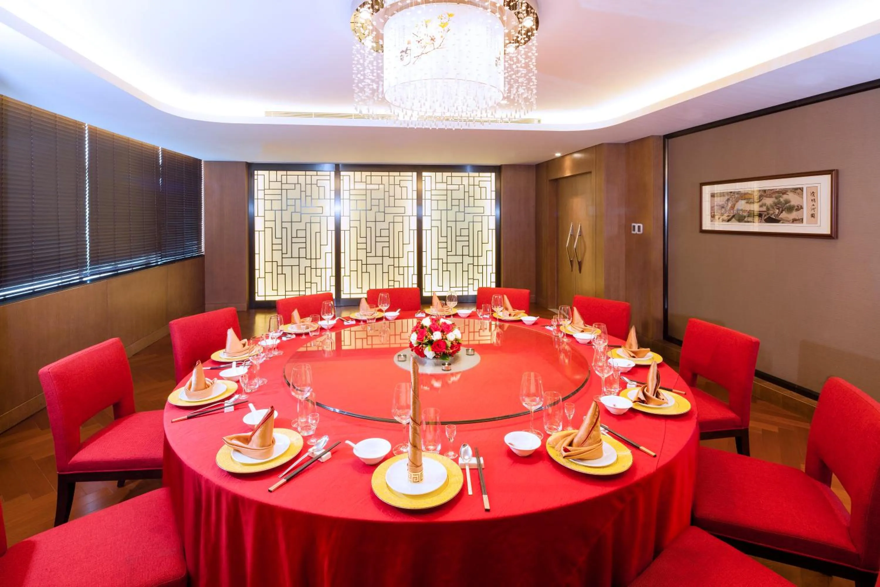 Restaurant/places to eat in Wingtech Hotel