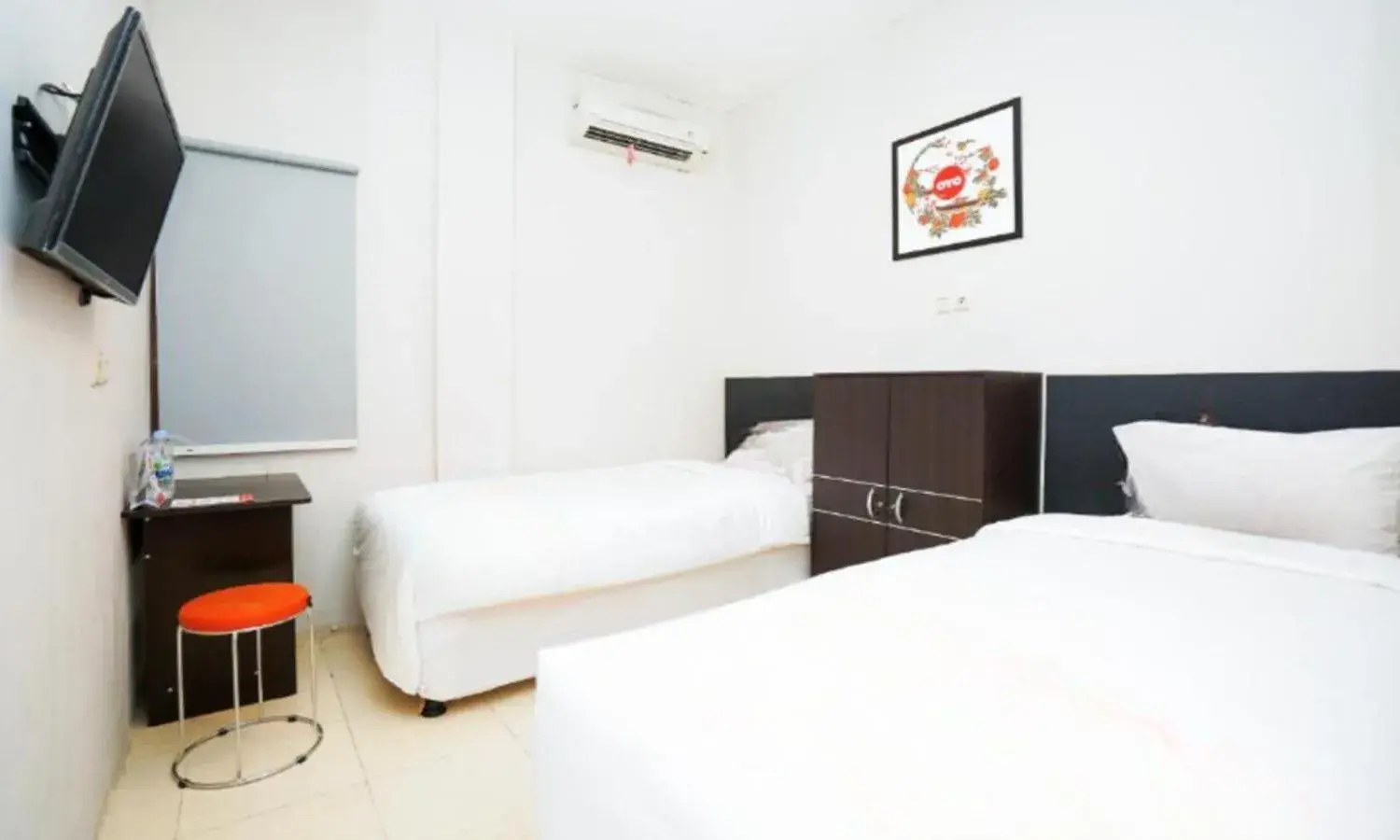 Standard Twin Room in Semampir Residence By Occupied Standard Twin Room in Semampir Residence By Occupied