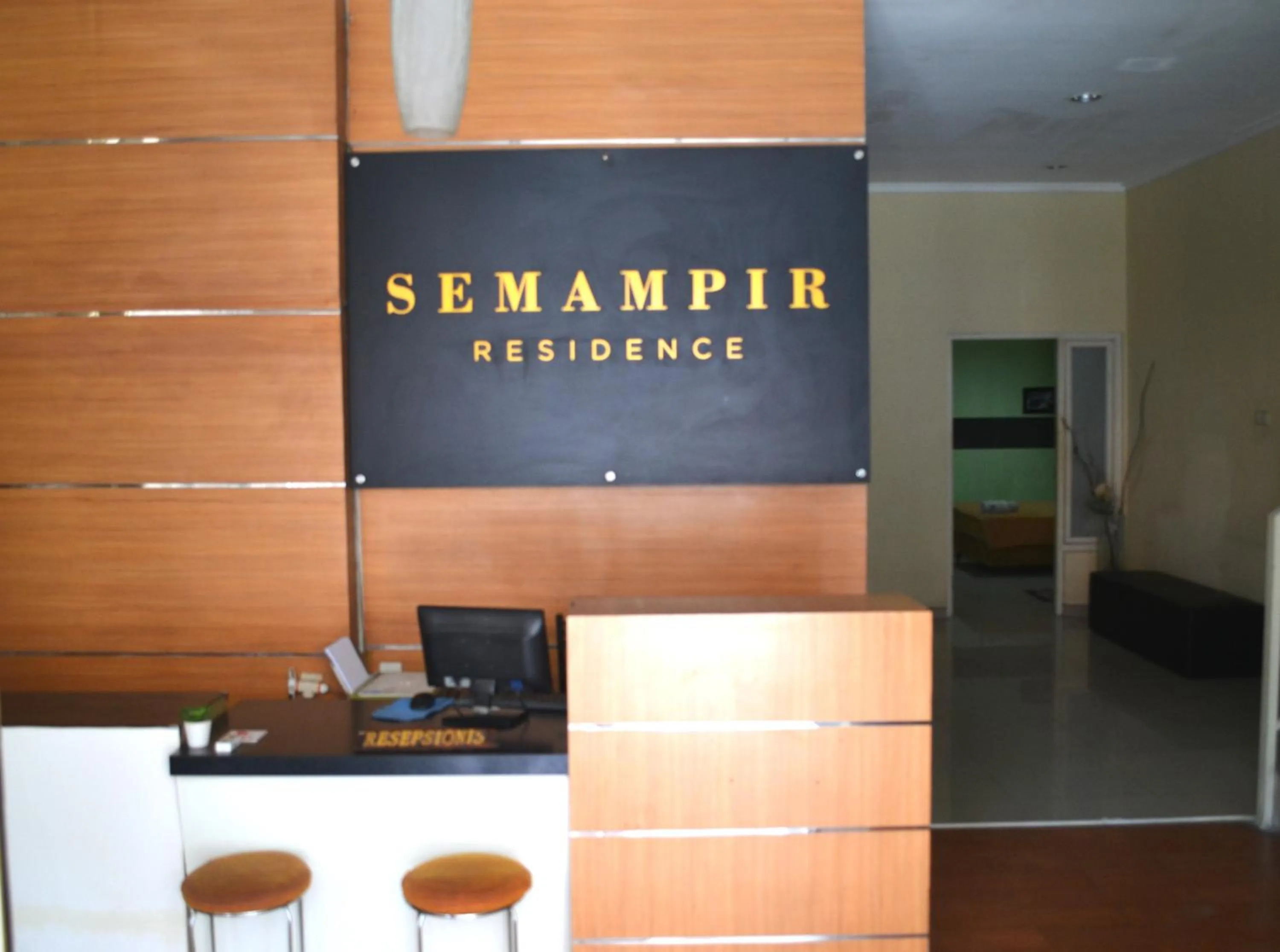 Lobby or reception in Semampir Residence By Occupied