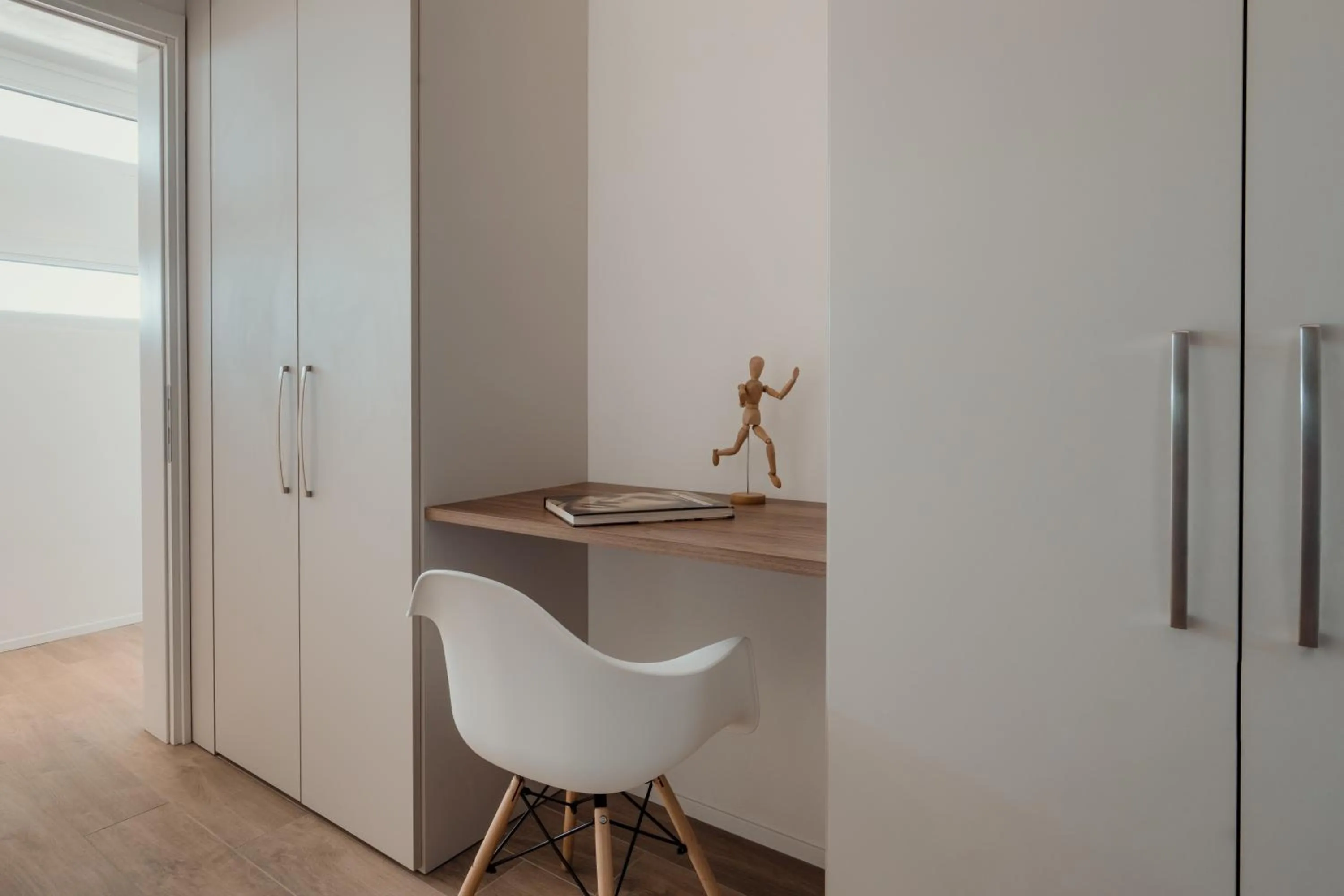 wardrobe in Siena Hills Apartments