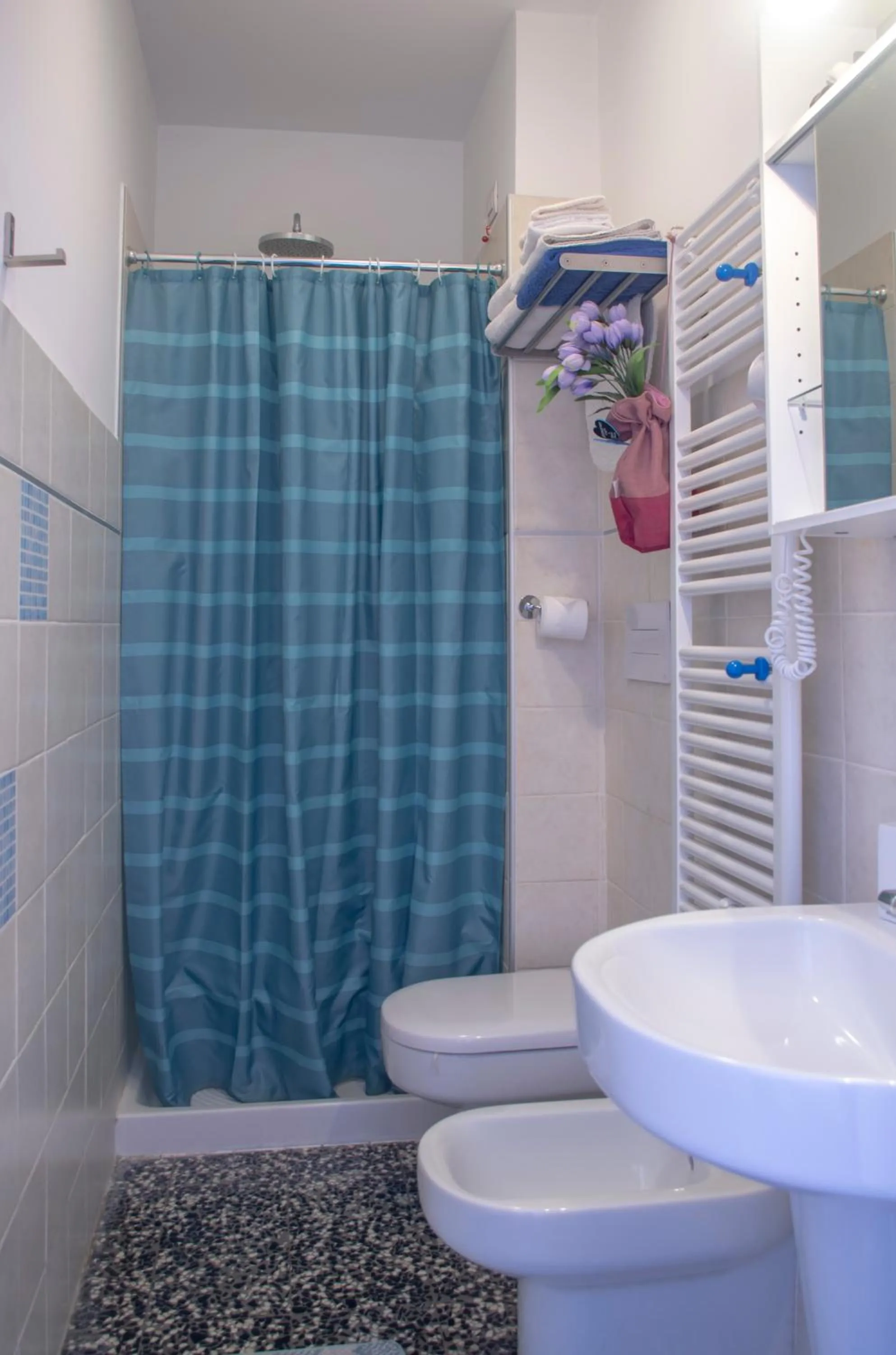 Shower in B&B dai Carari