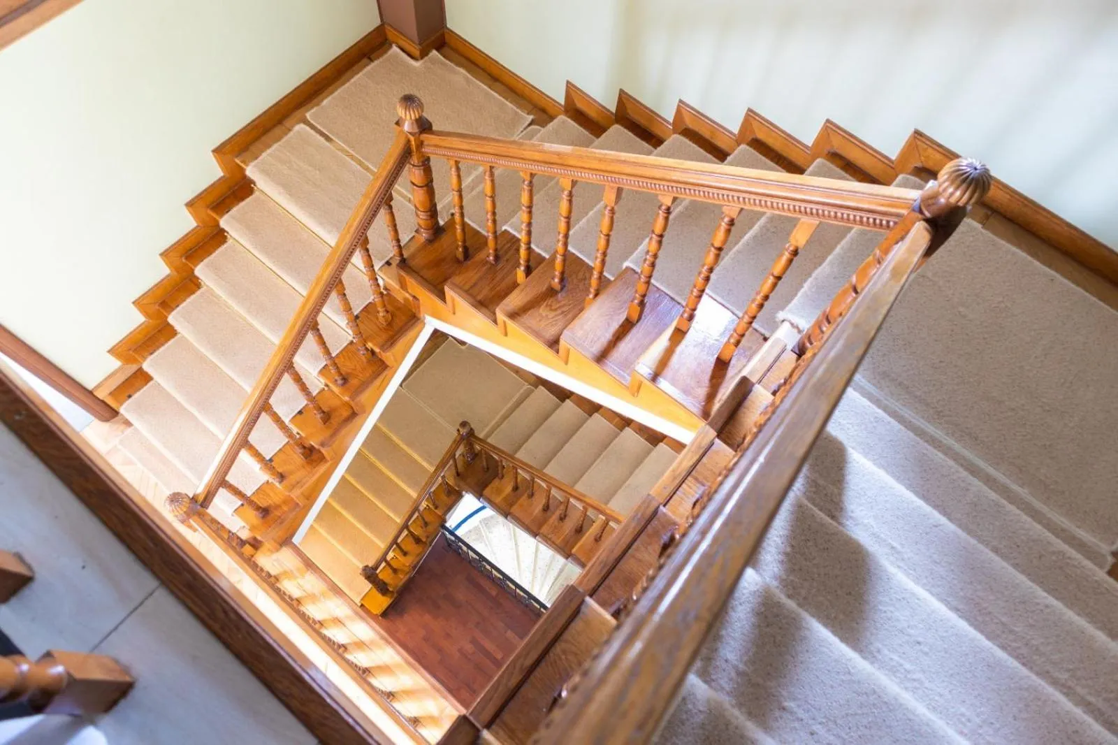 Property building in Luxuria Central Villa Bucharest