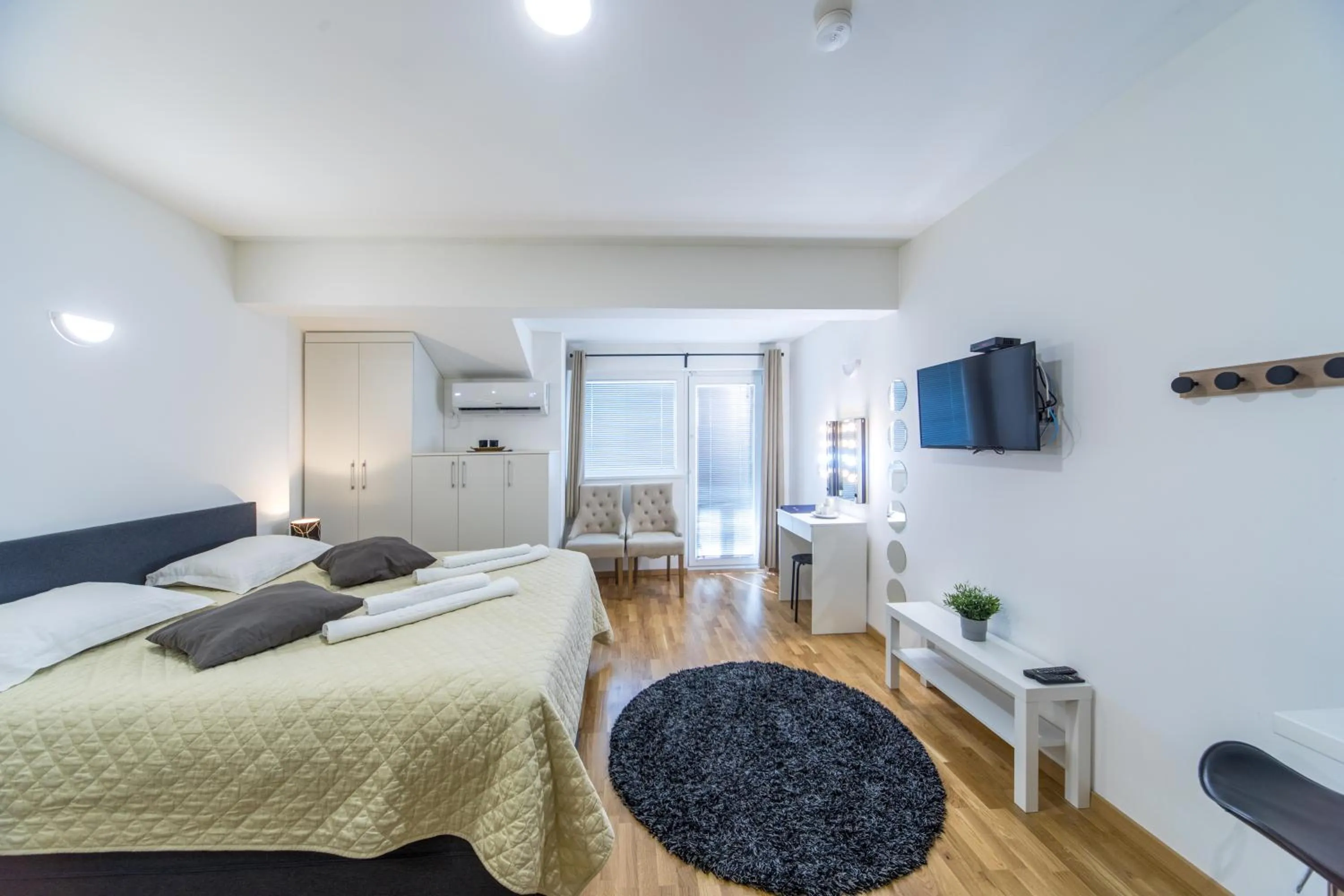 Bed in F Apartmani Kragujevac