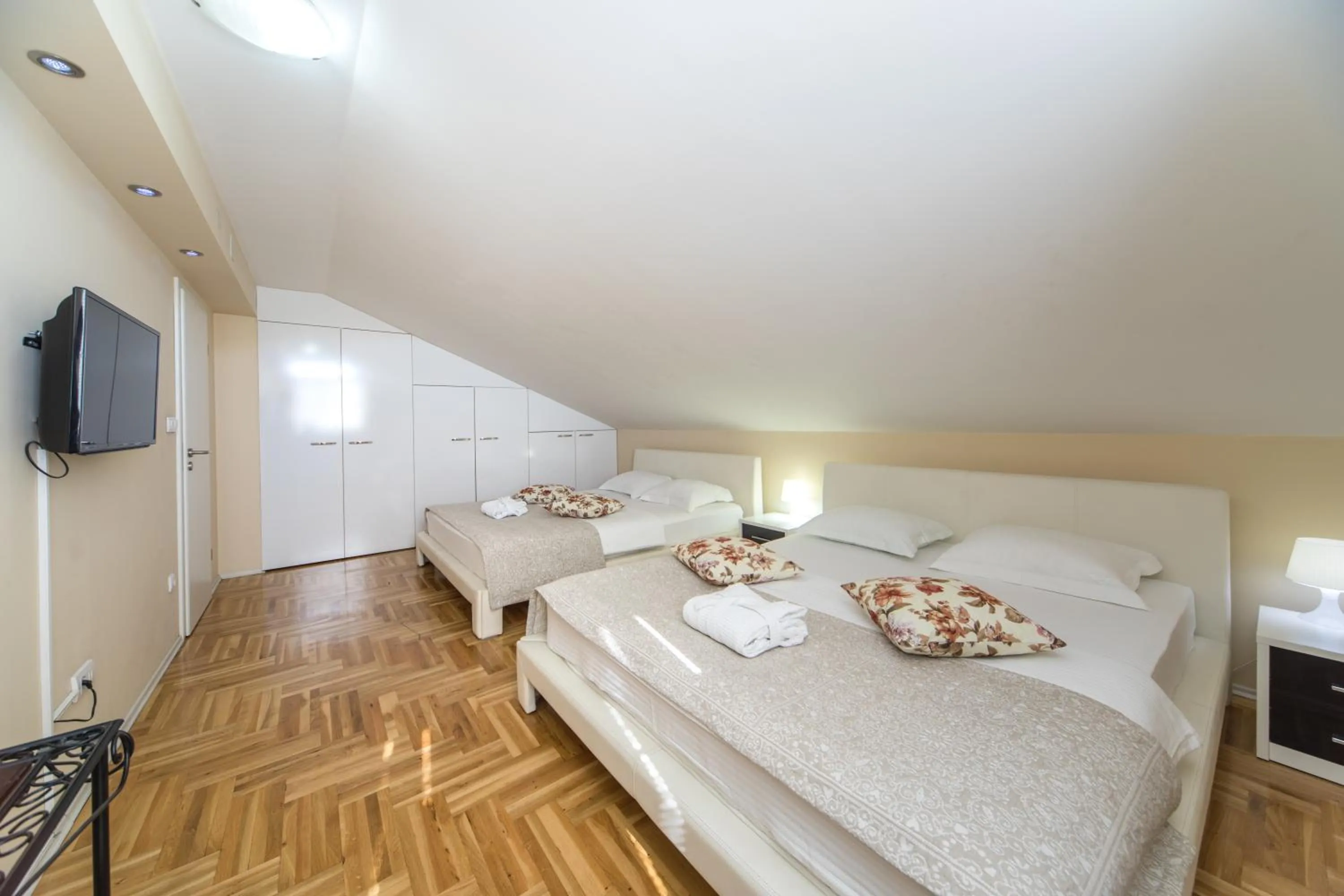 Bed in F Apartmani Kragujevac