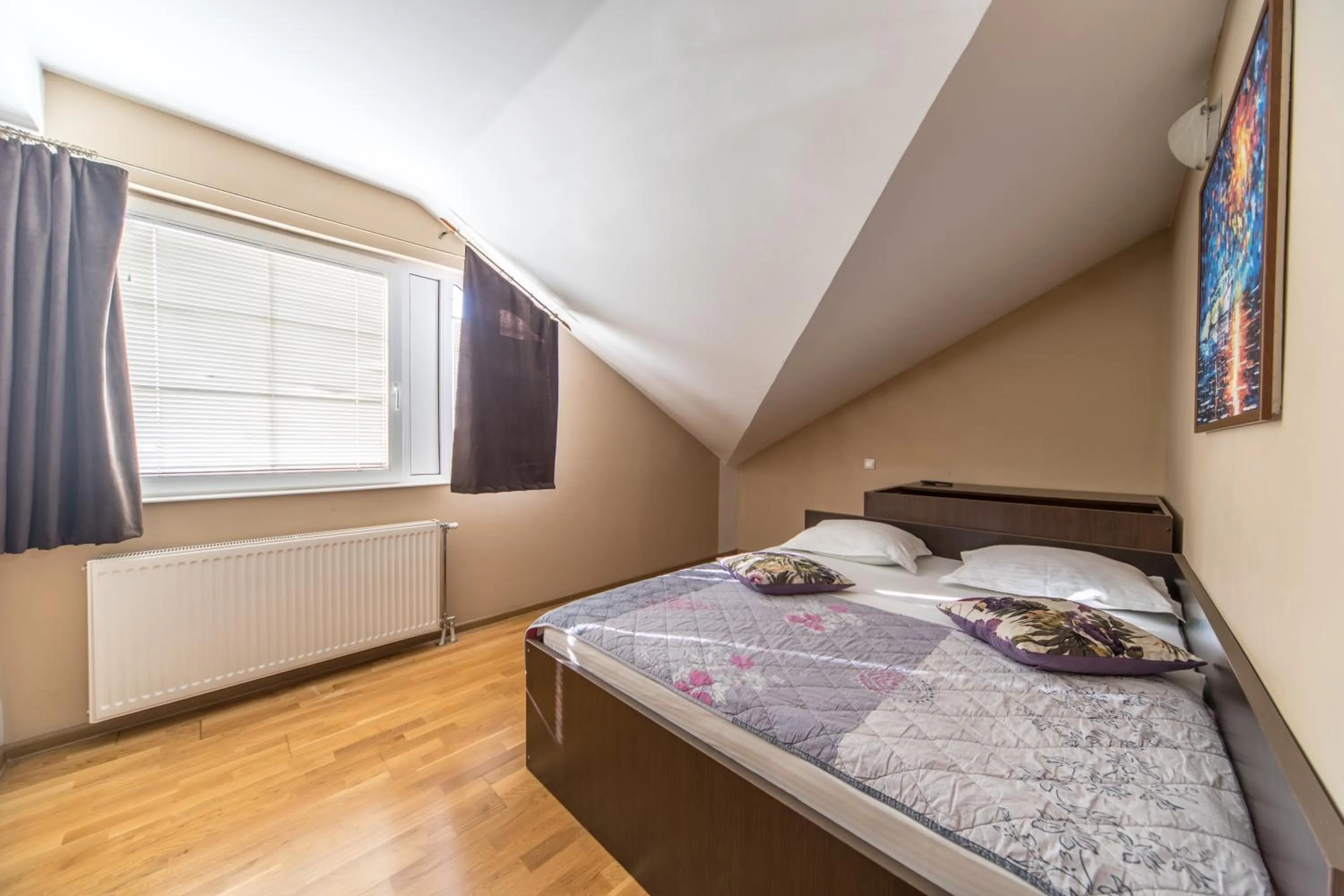 Bed in F Apartmani Kragujevac