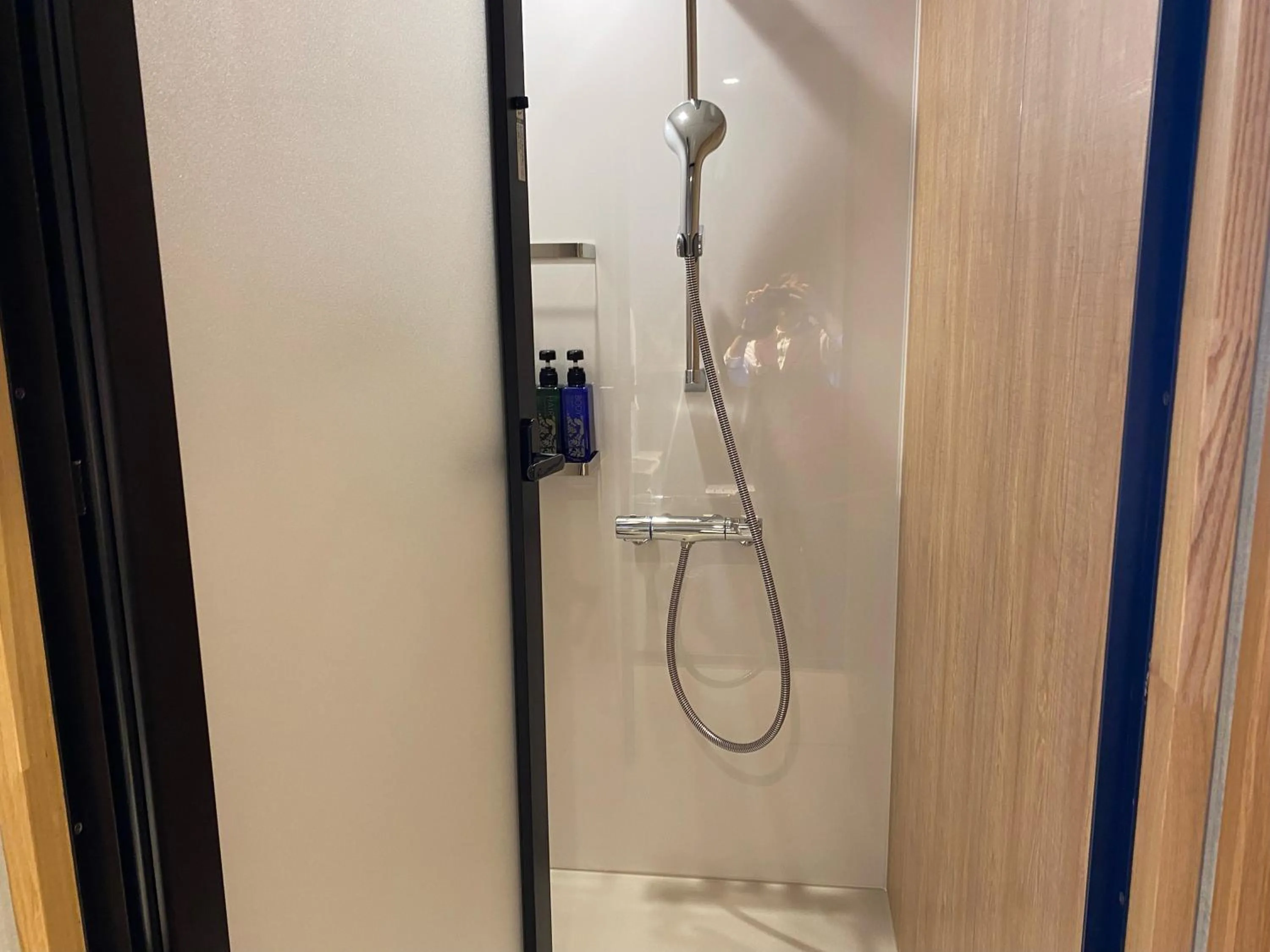 Shower in La vista Yokosuka Kannonzaki Terrace