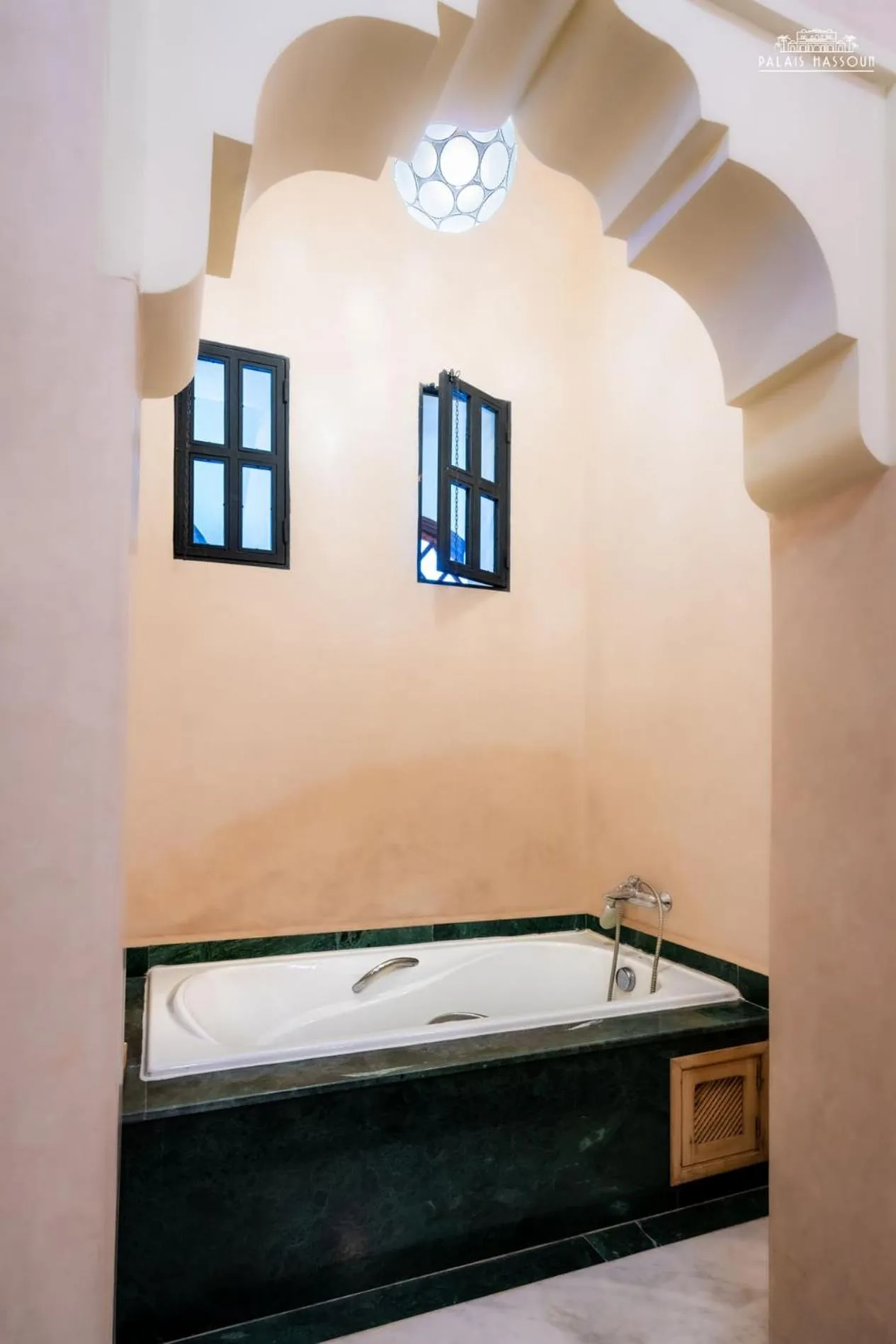 Bathroom in Palais Hassoun Marrakech