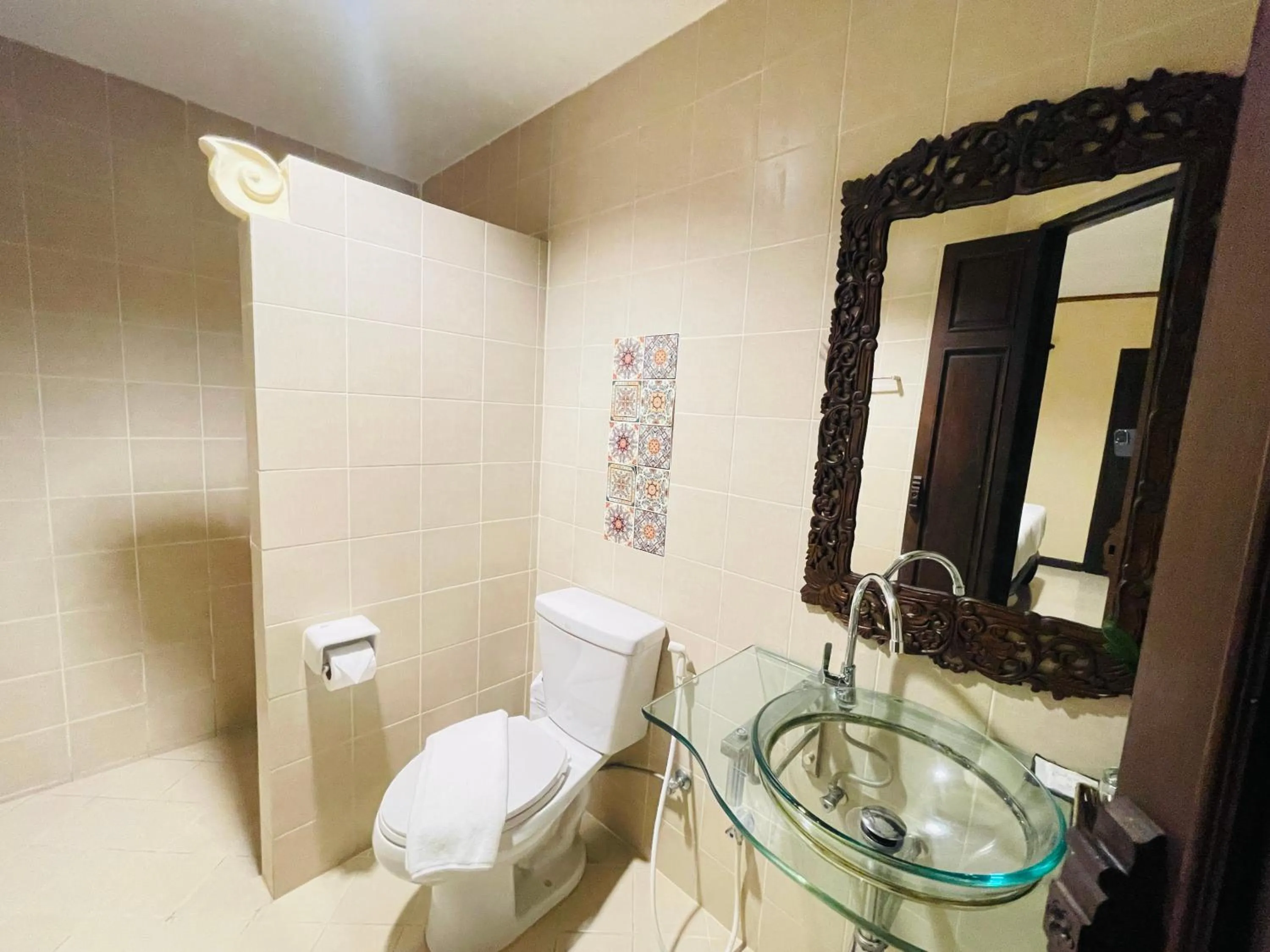 Bathroom in Na Thapae Chiangmai Hotel