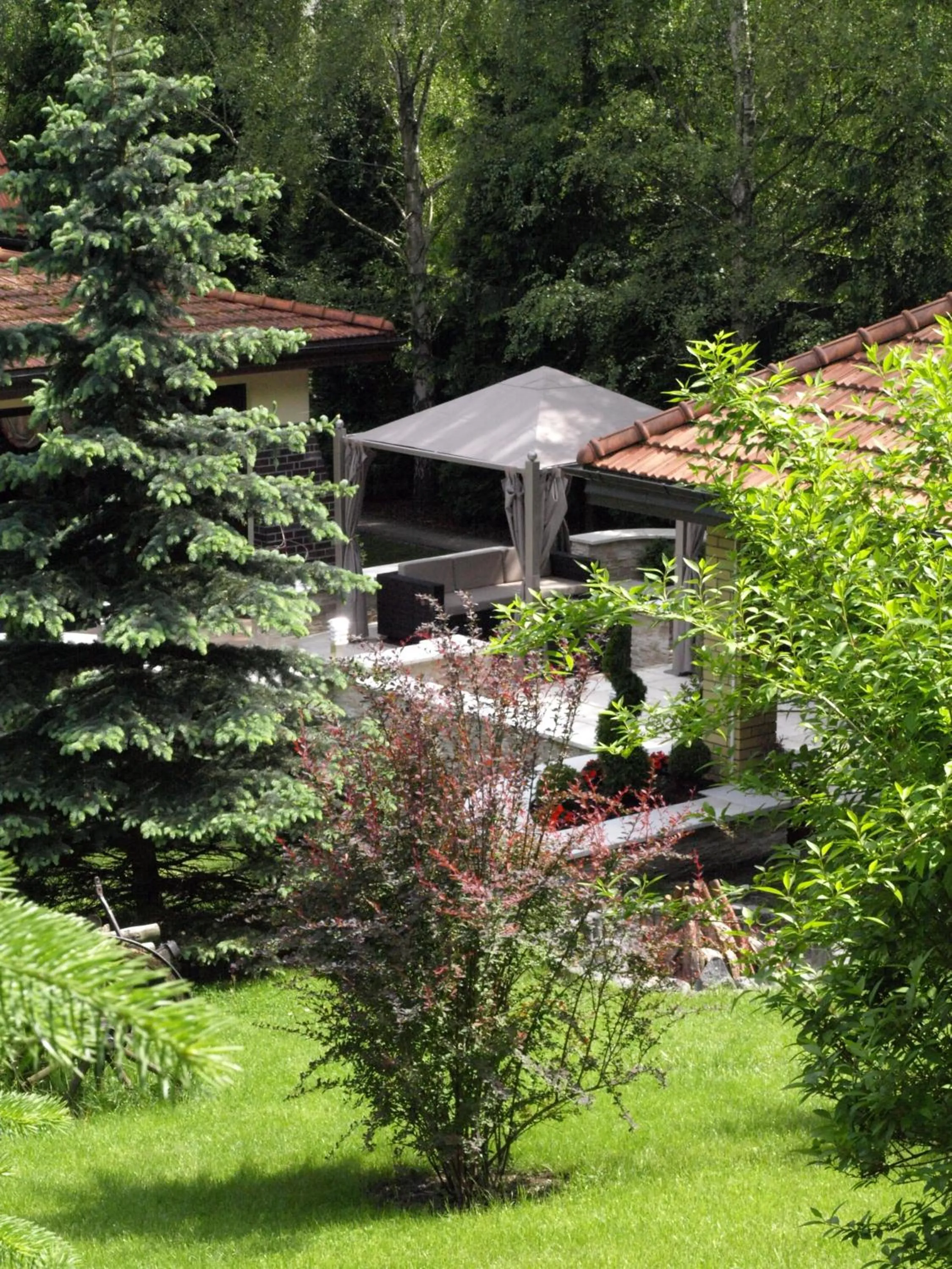 Garden in Noce i Dnie Hotel