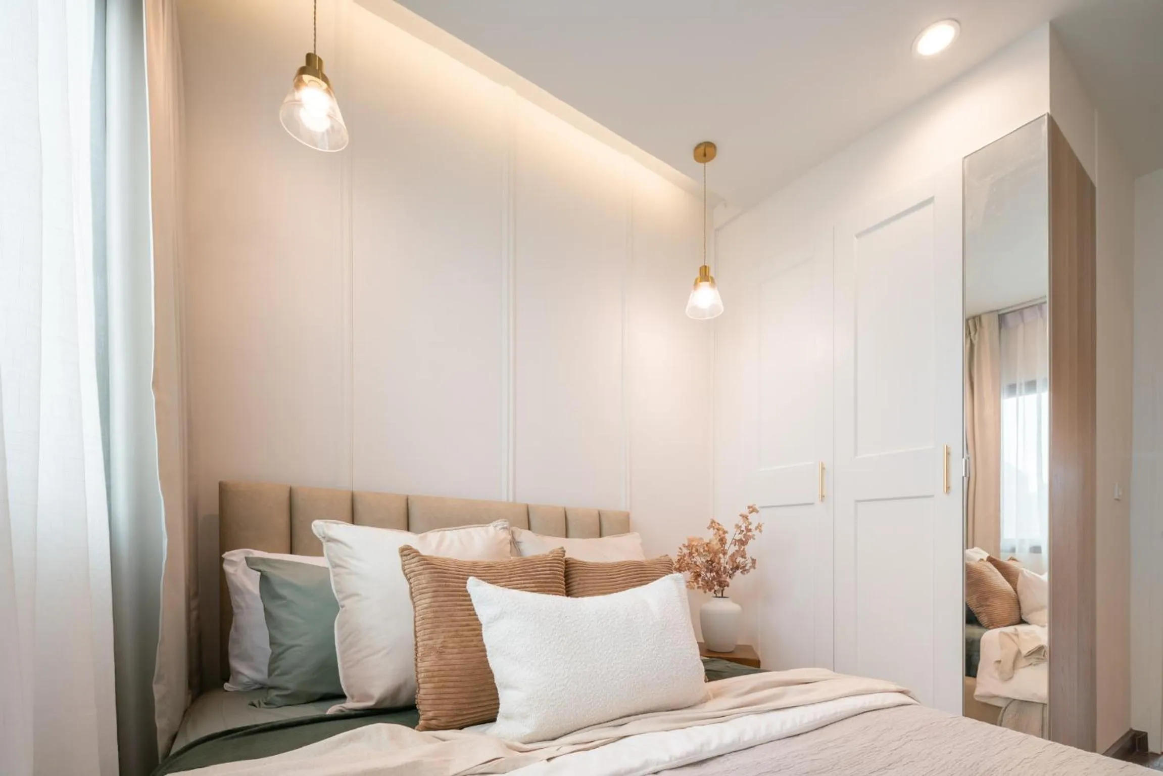 Bedroom, Bed in Chao Wilai Residence I Naiyang Beach I HKT Airport