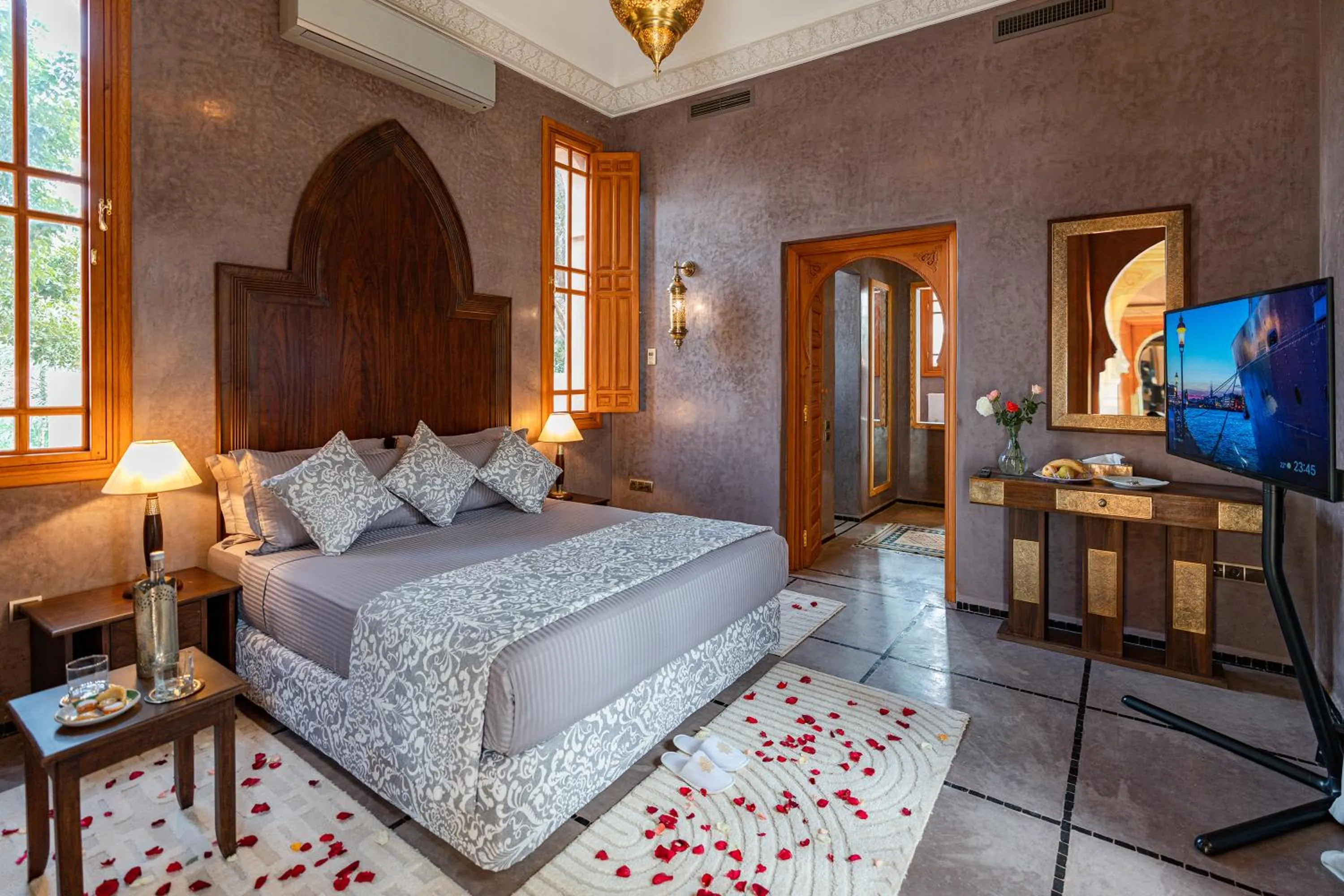 Bed in Palais Alcazar