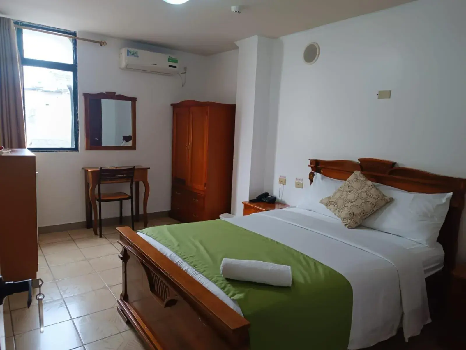 Single Room with Private Bathroom - single occupancy in Hostal Bicentenario Single Room with Private Bathroom - single occupancy in Hostal Bicentenario