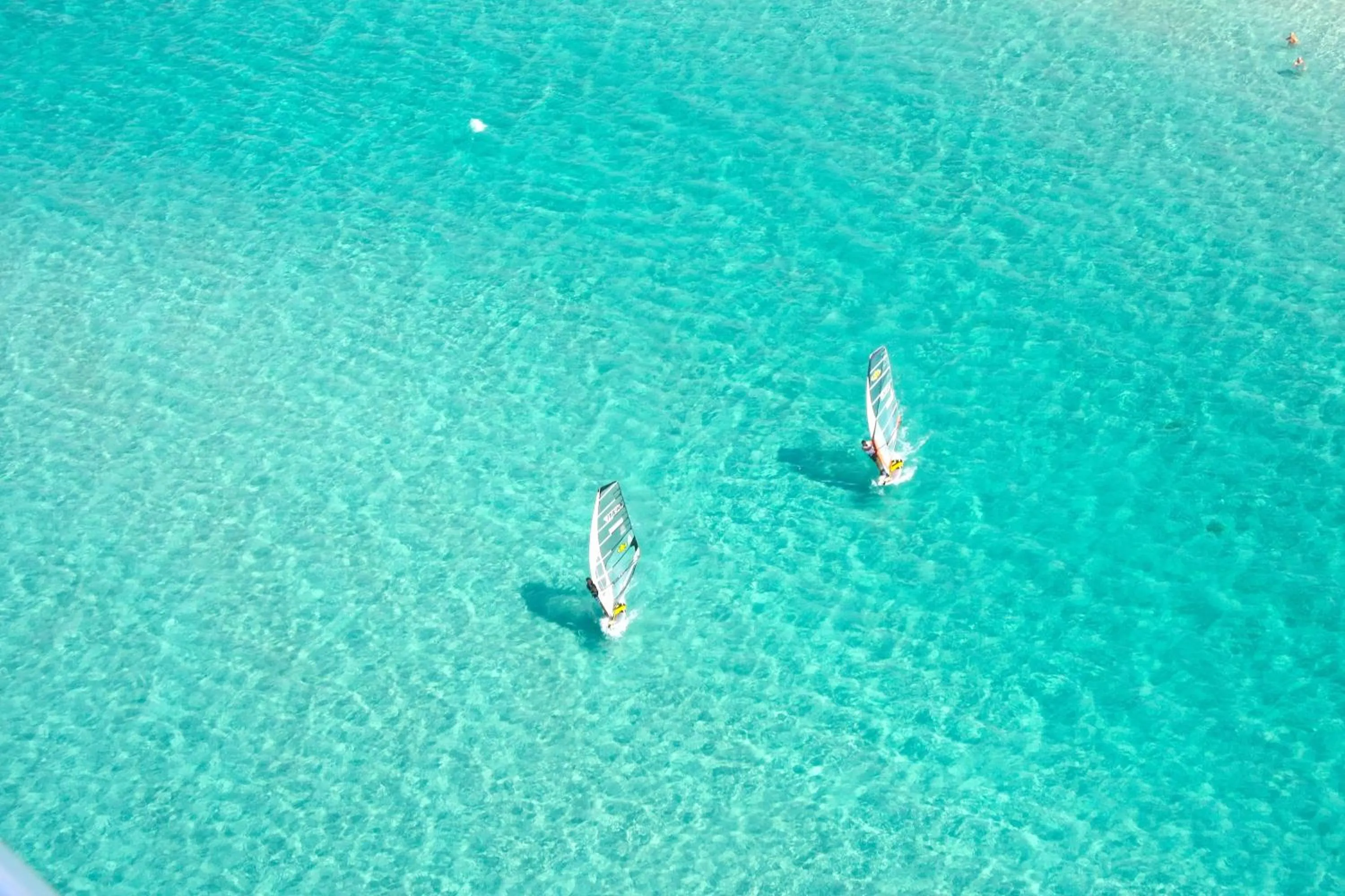 Windsurfing in Ecoresort Le Sirene - Caroli Hotels