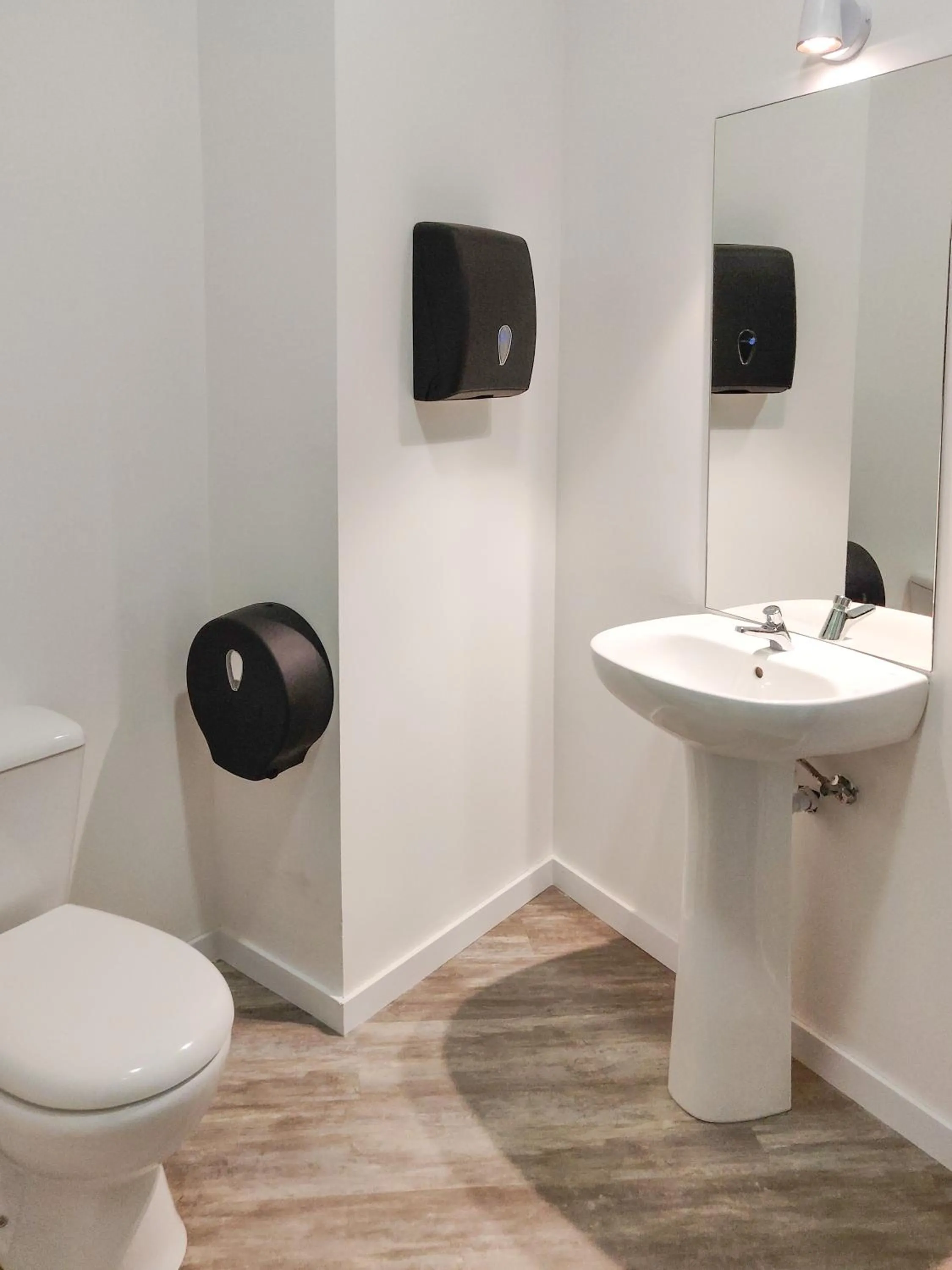 Bathroom in OLOPO Hostel