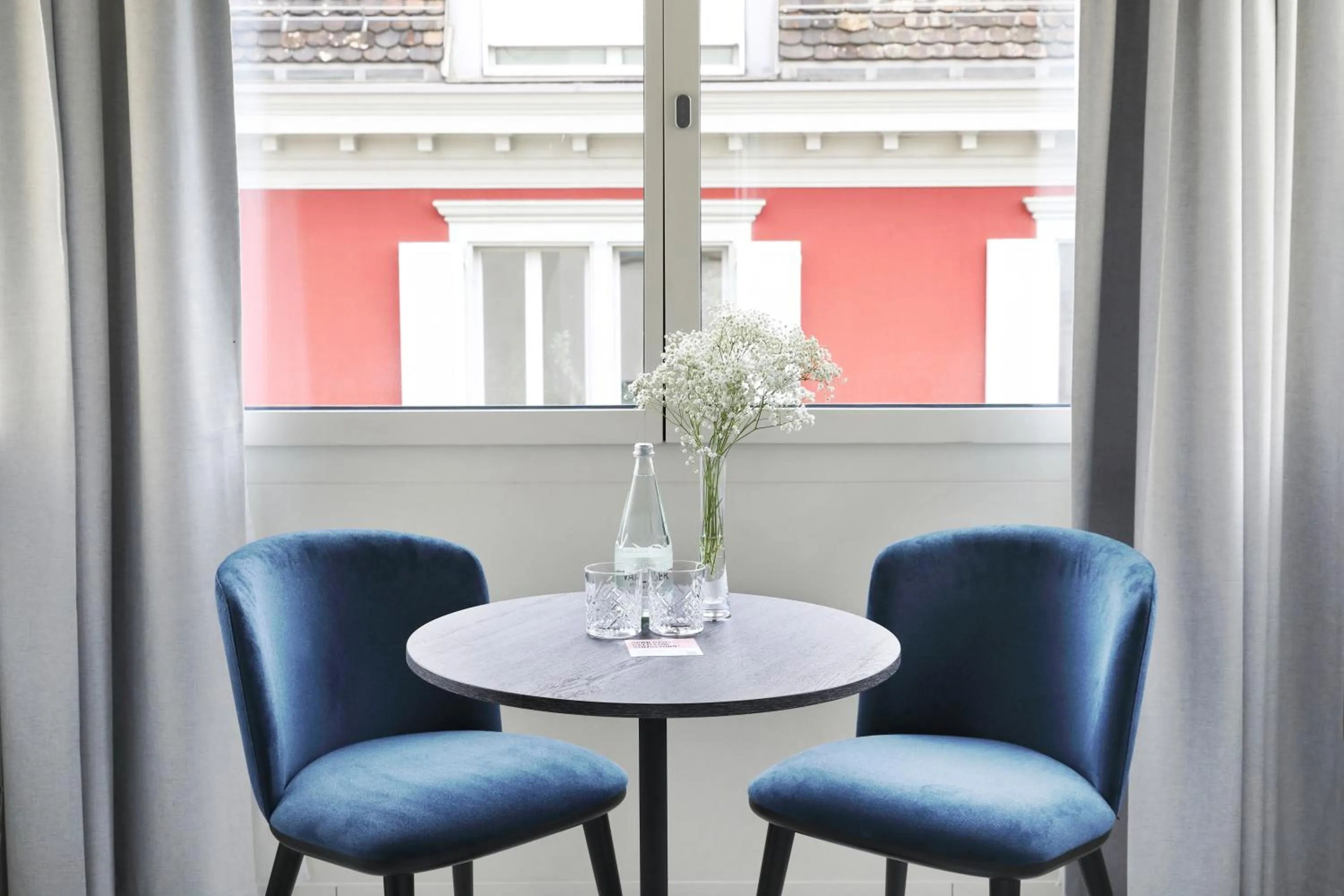 Seating area in Numa Zurich Turi