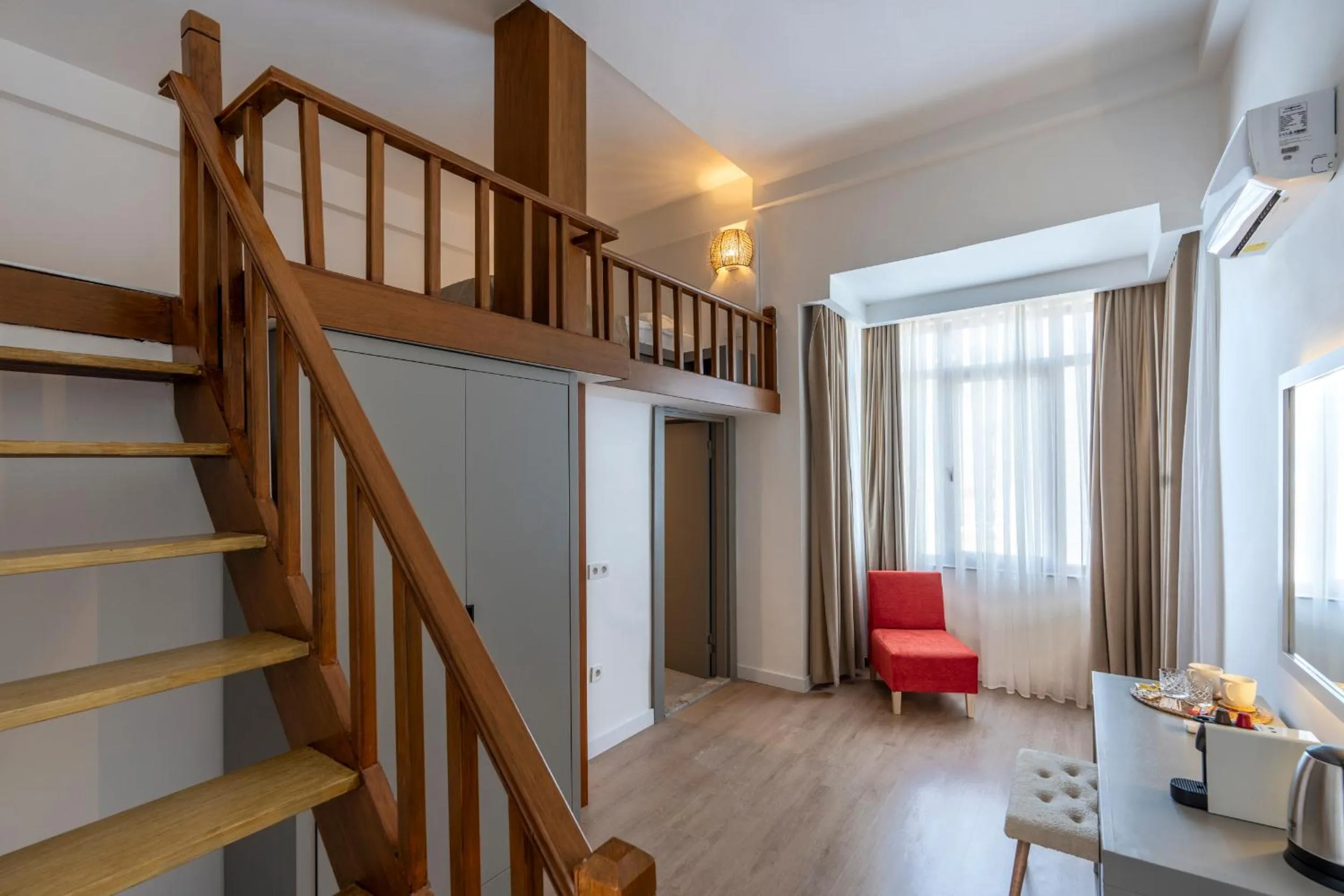 Photo of the whole room in My Antalya