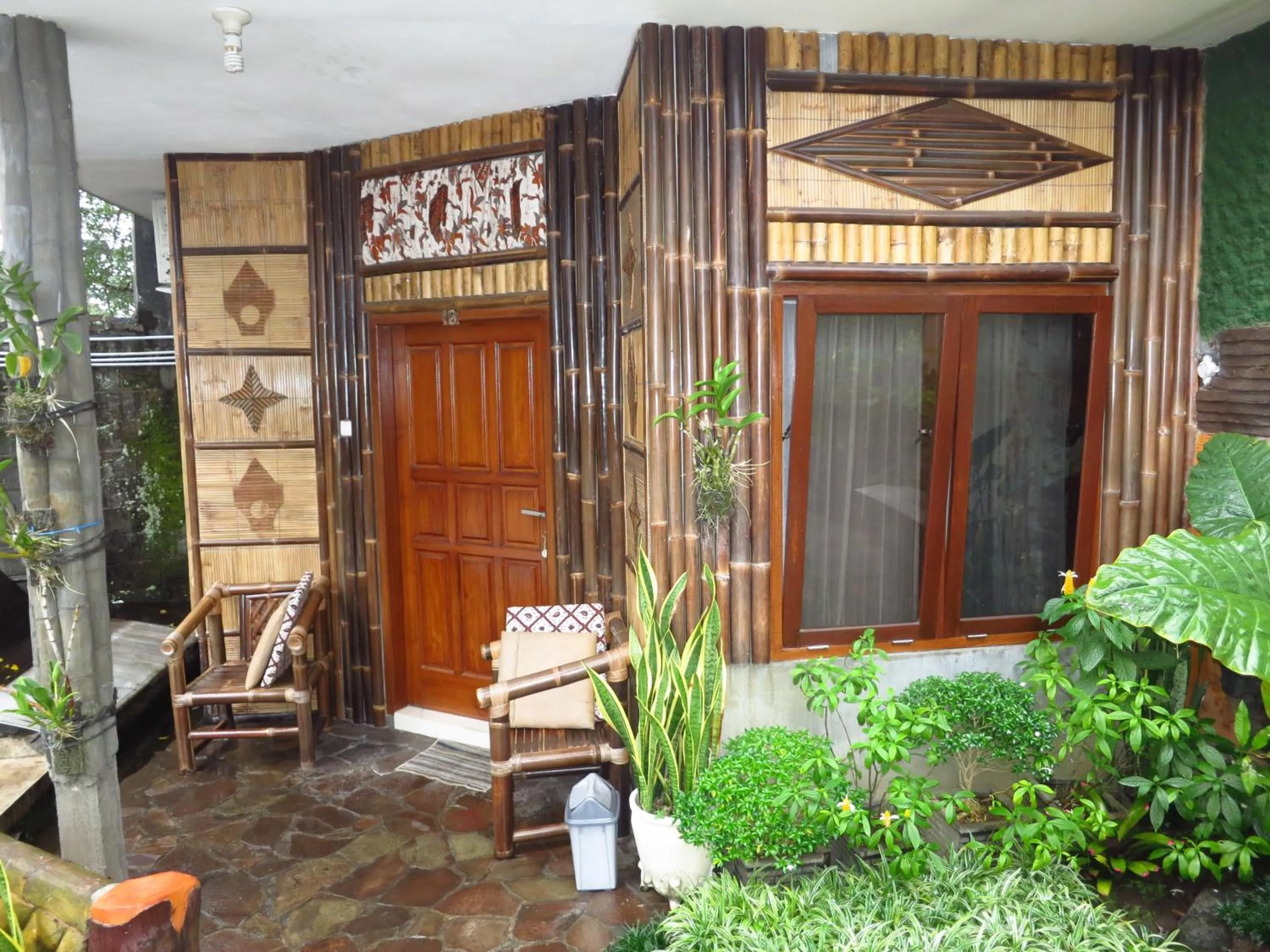 Decorative detail in Enny's Guest House