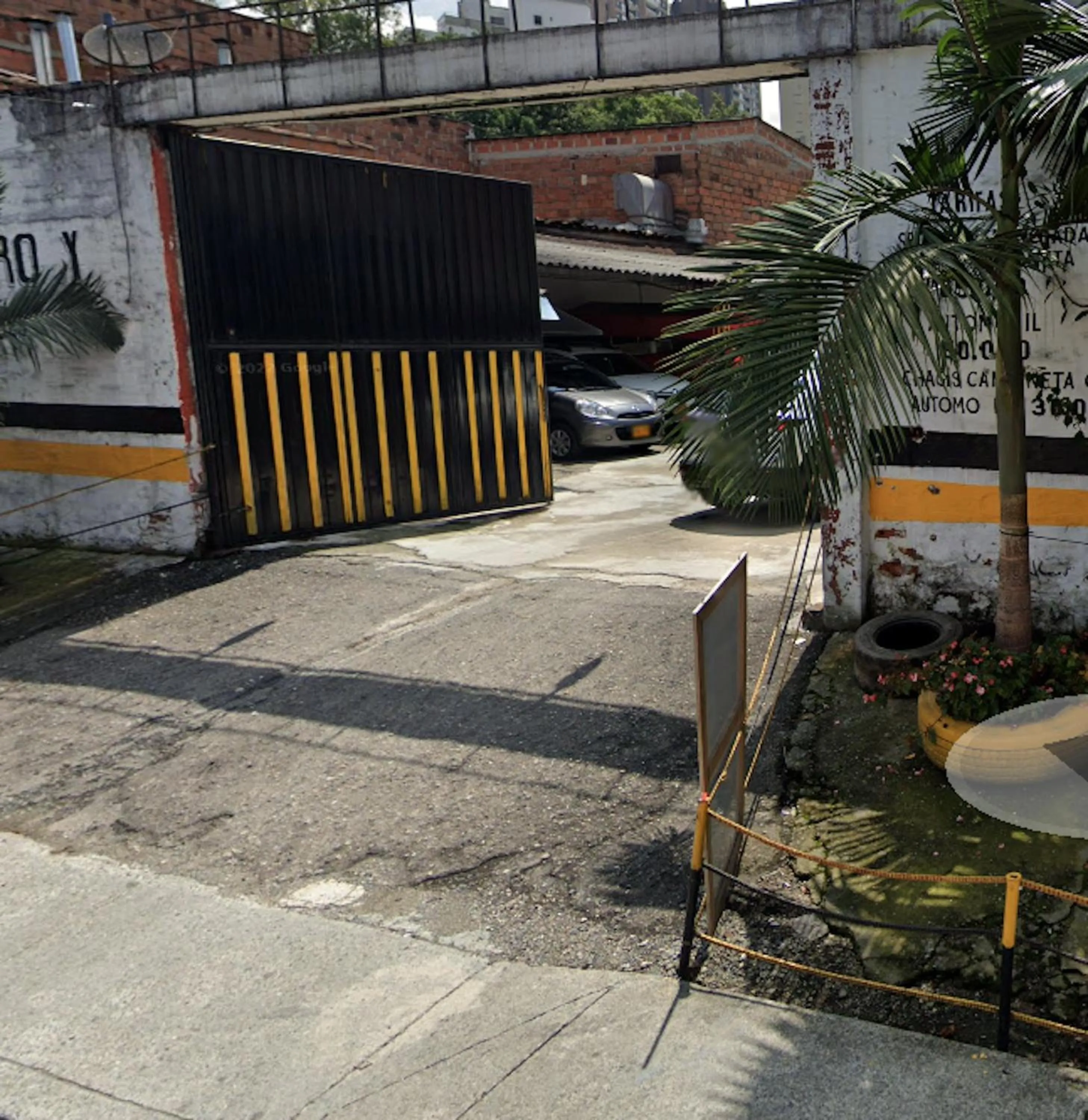 Parking in Hotel Zelva Negra