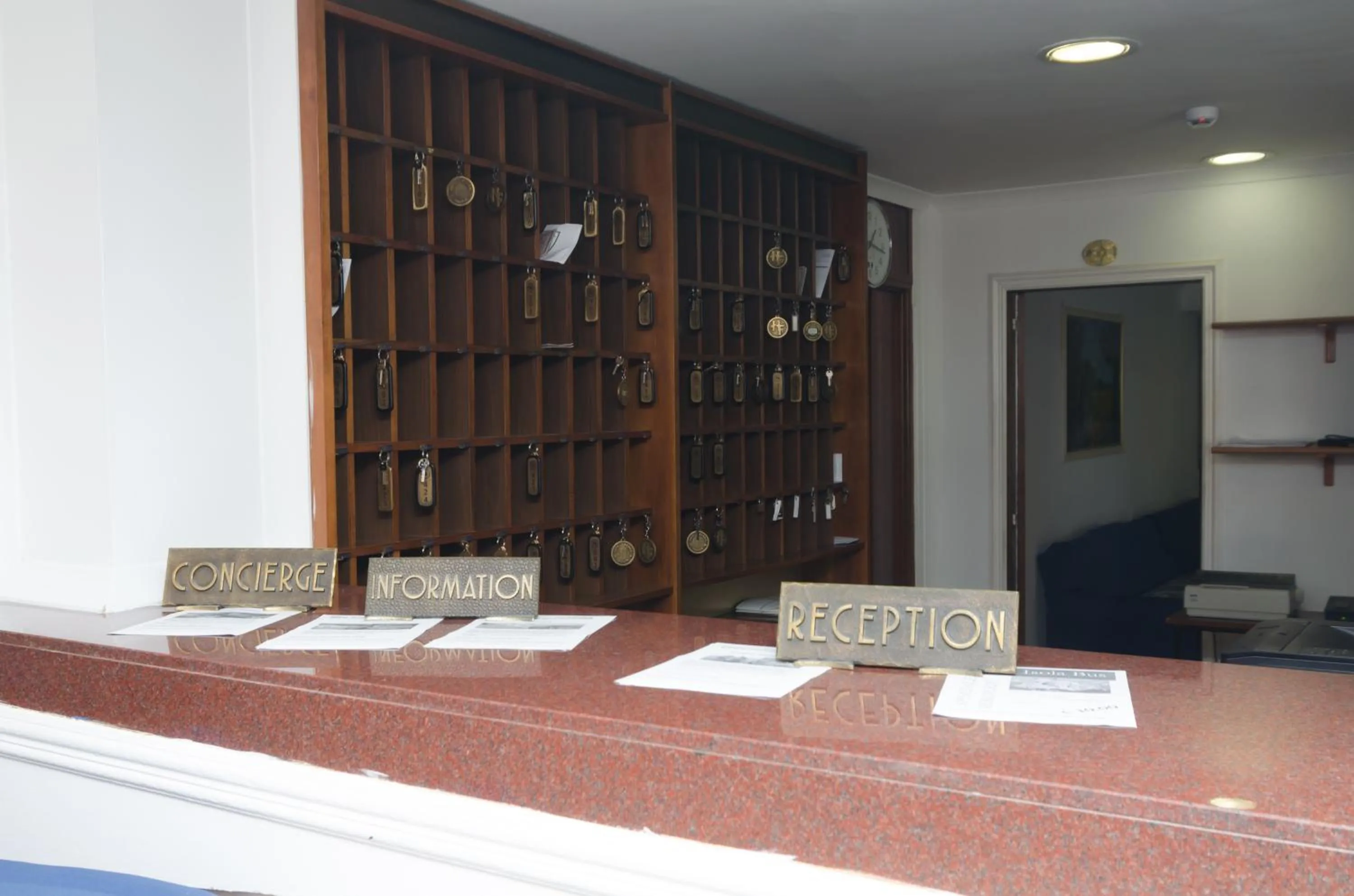 Lobby or reception in Hotel Flora Wellness & Beauty