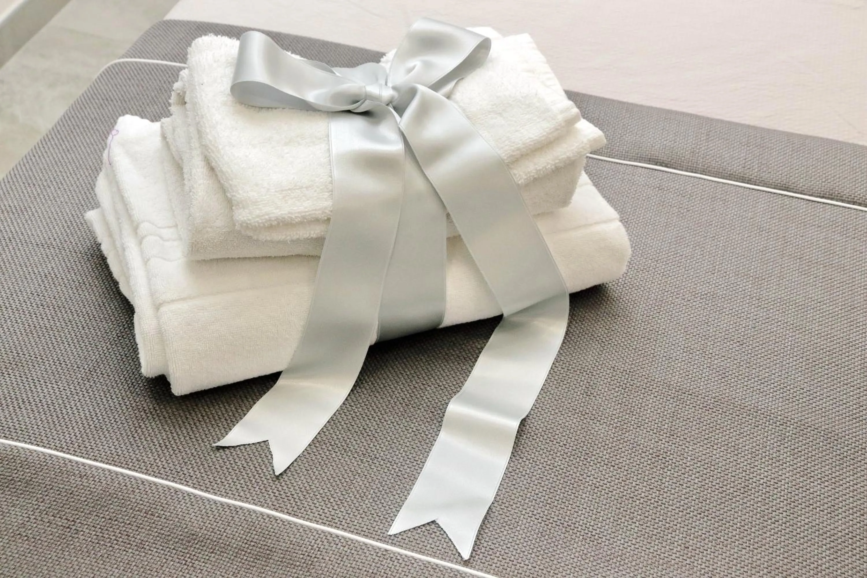 towels in Roman Holiday Suites