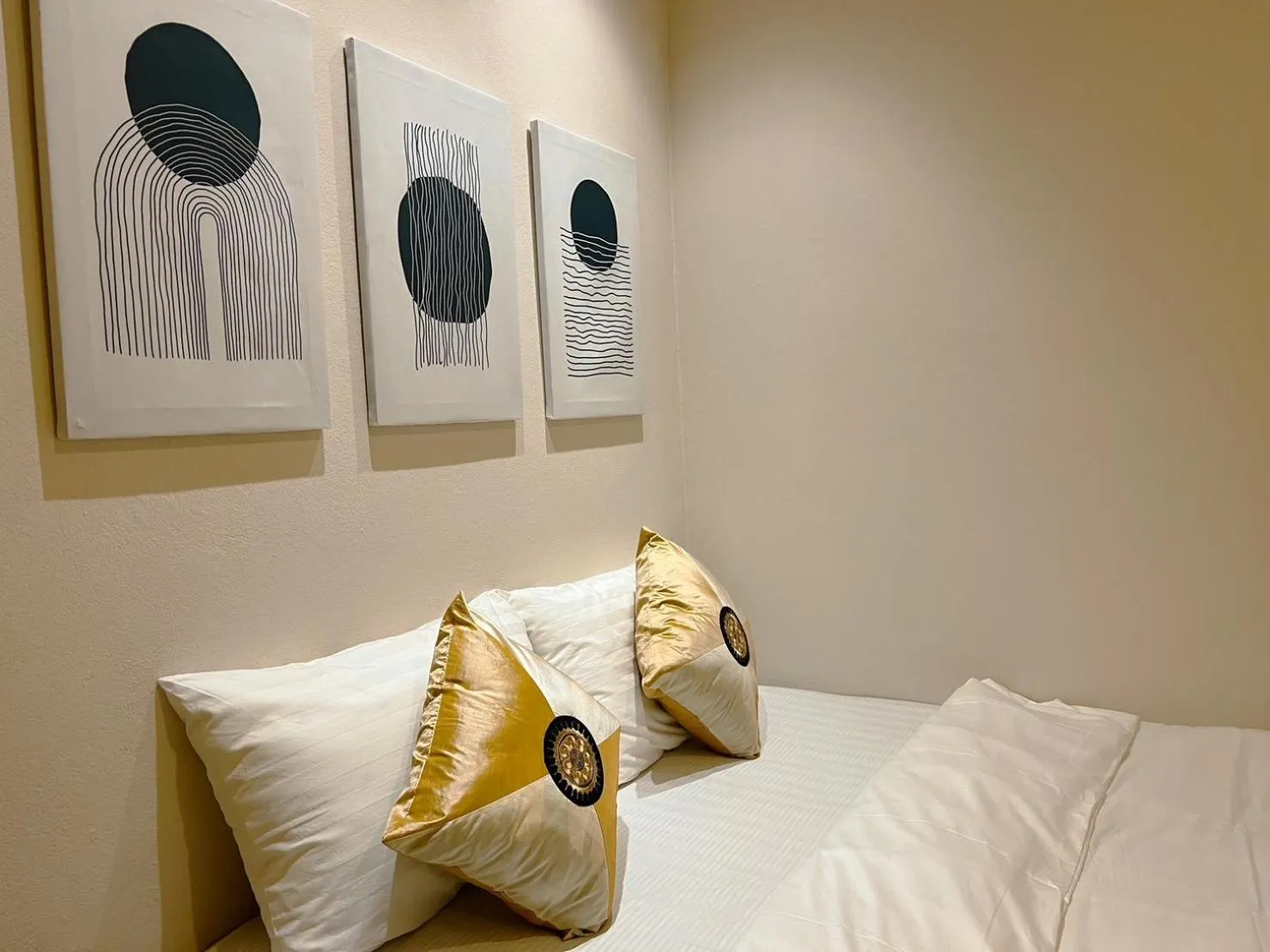 Bed in Pure Stay At CNX